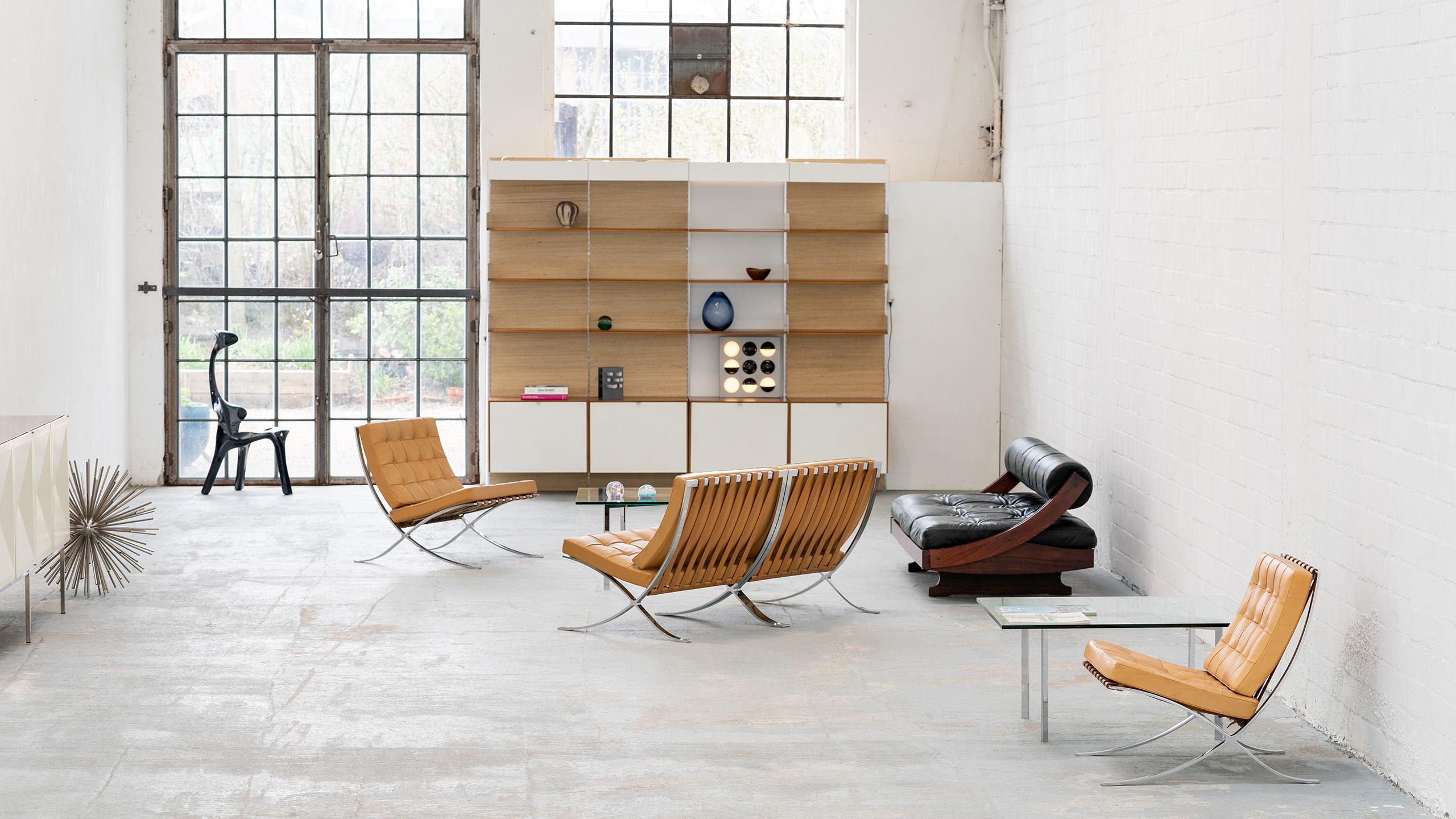 L. Mies van der Rohe, 3 Barcelona Chair, 1962 Edition by Knoll International 3