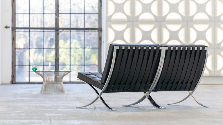 L. Mies Van Der Rohe, Barcelona Chair, 1962 Edition by Knoll International For Sale 10