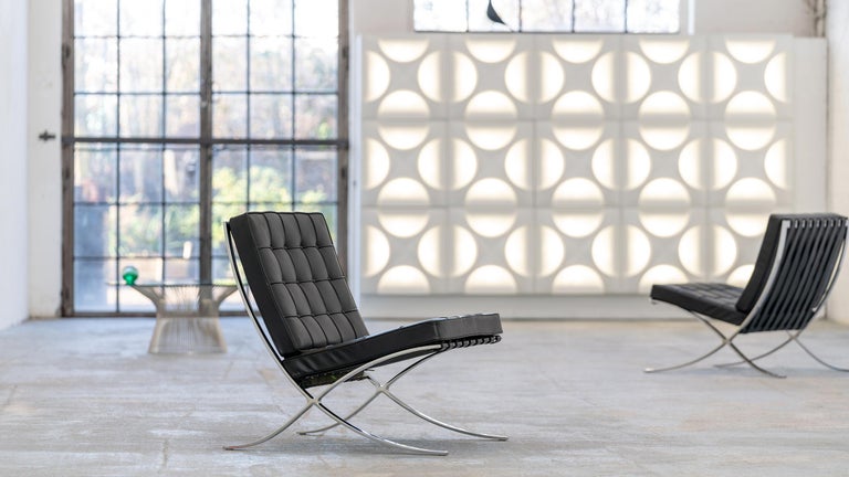 Mid-20th Century L. Mies Van Der Rohe, Barcelona Chair, 1962 Edition by Knoll International For Sale