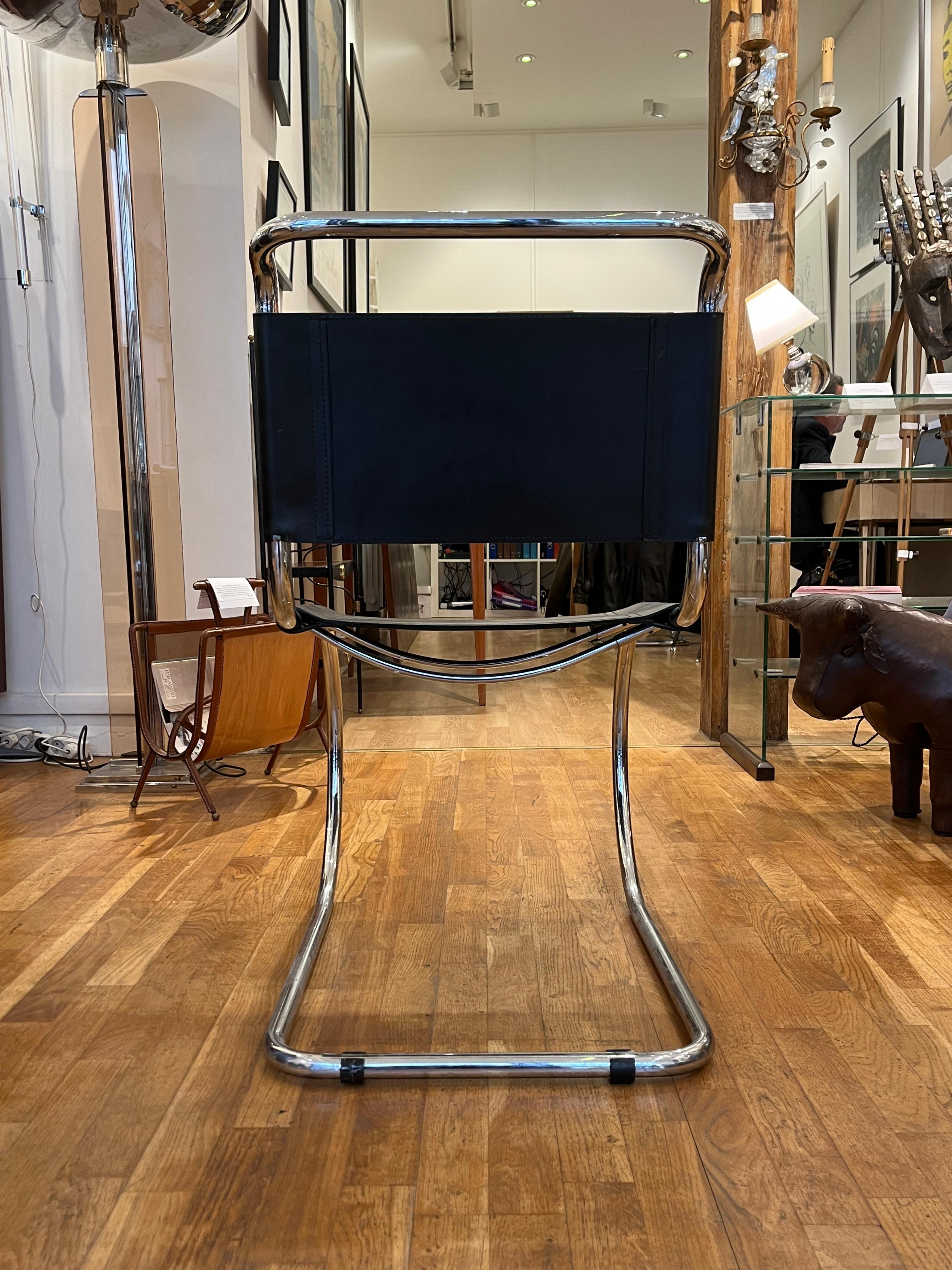 Bauhaus L. Mies Van Der Rohe - ensemble de 4 chaises 
