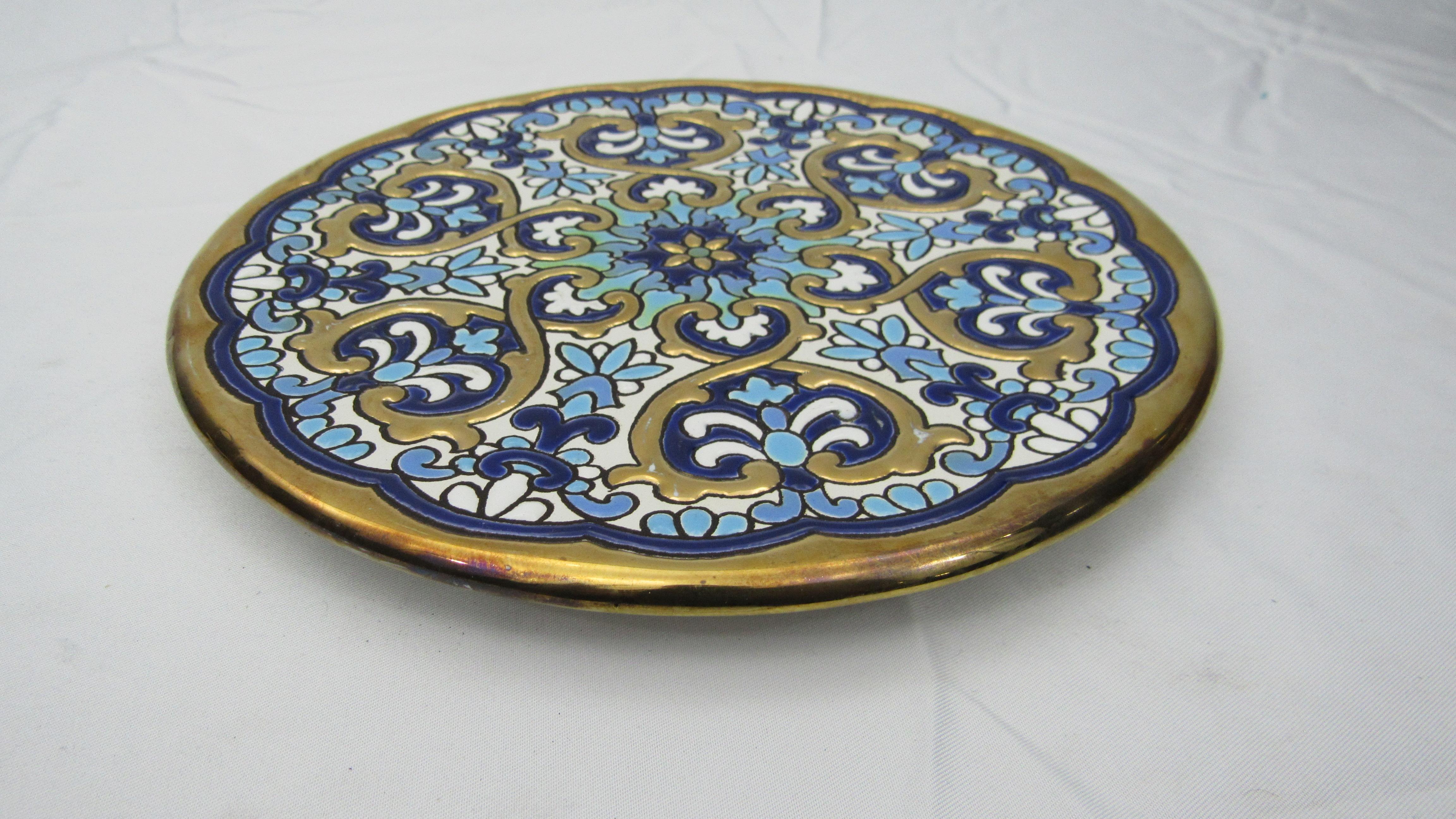 L Moreno Sevillarte enameled cake plate with 24-karat gold blue, measure: 11-1/2