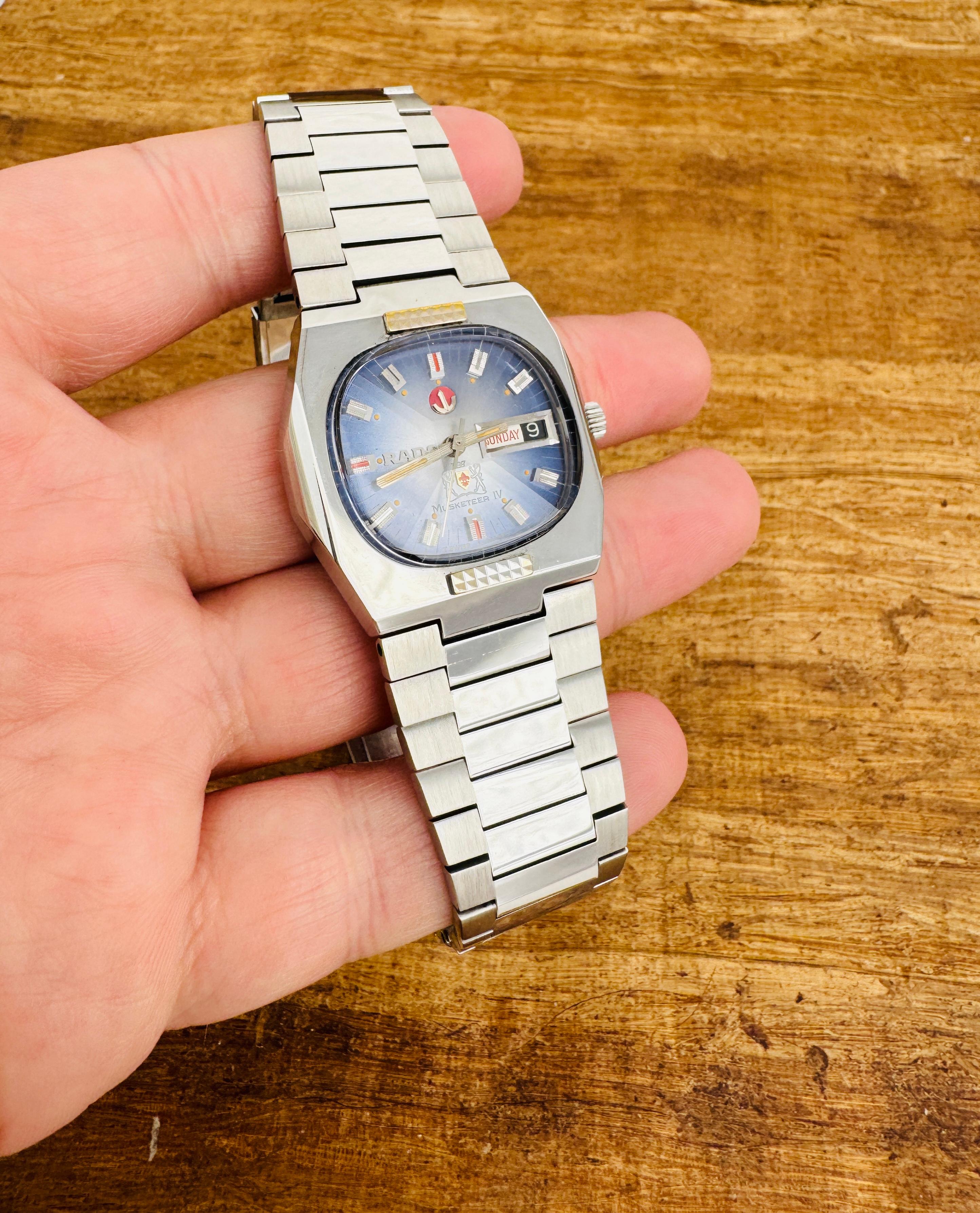 l Rado Musketeer IV Automatic Wristwatch Stainless Steel Rare Dial For Sale 3