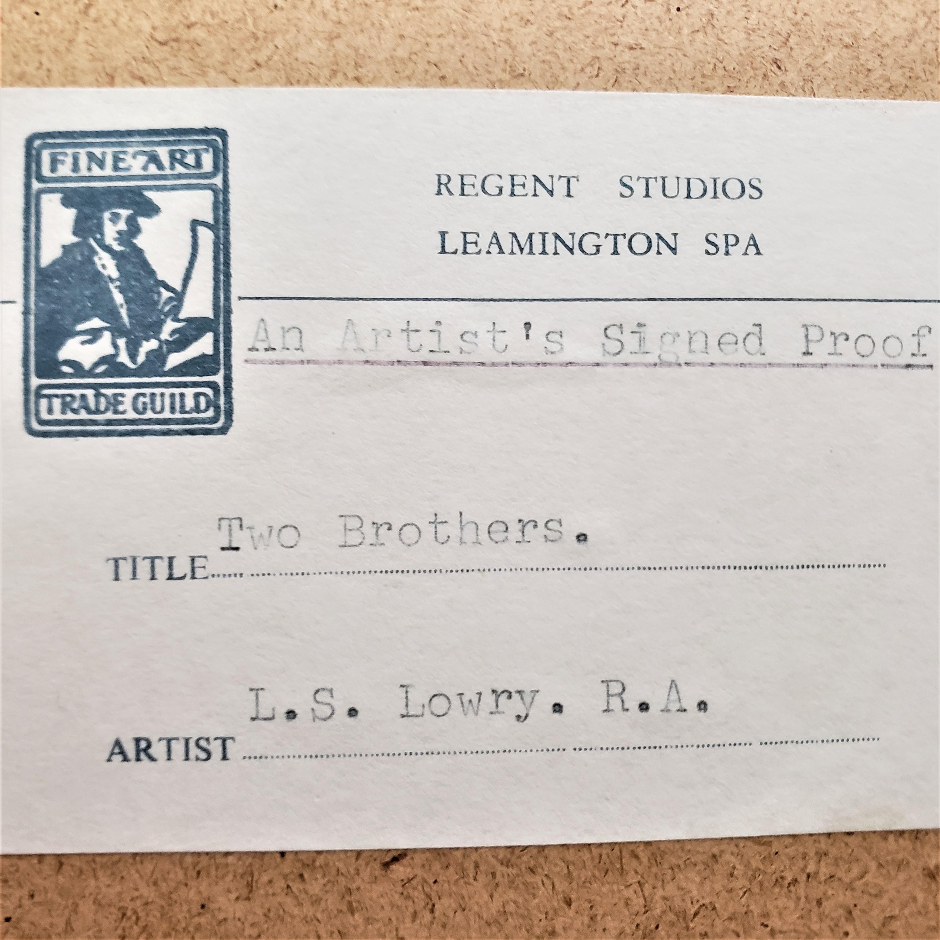 L. S. Lowry, signiertes Proof mit dem Titel „Zwei Brüder“ in Galerierahmen unter Glas (Papier) im Angebot