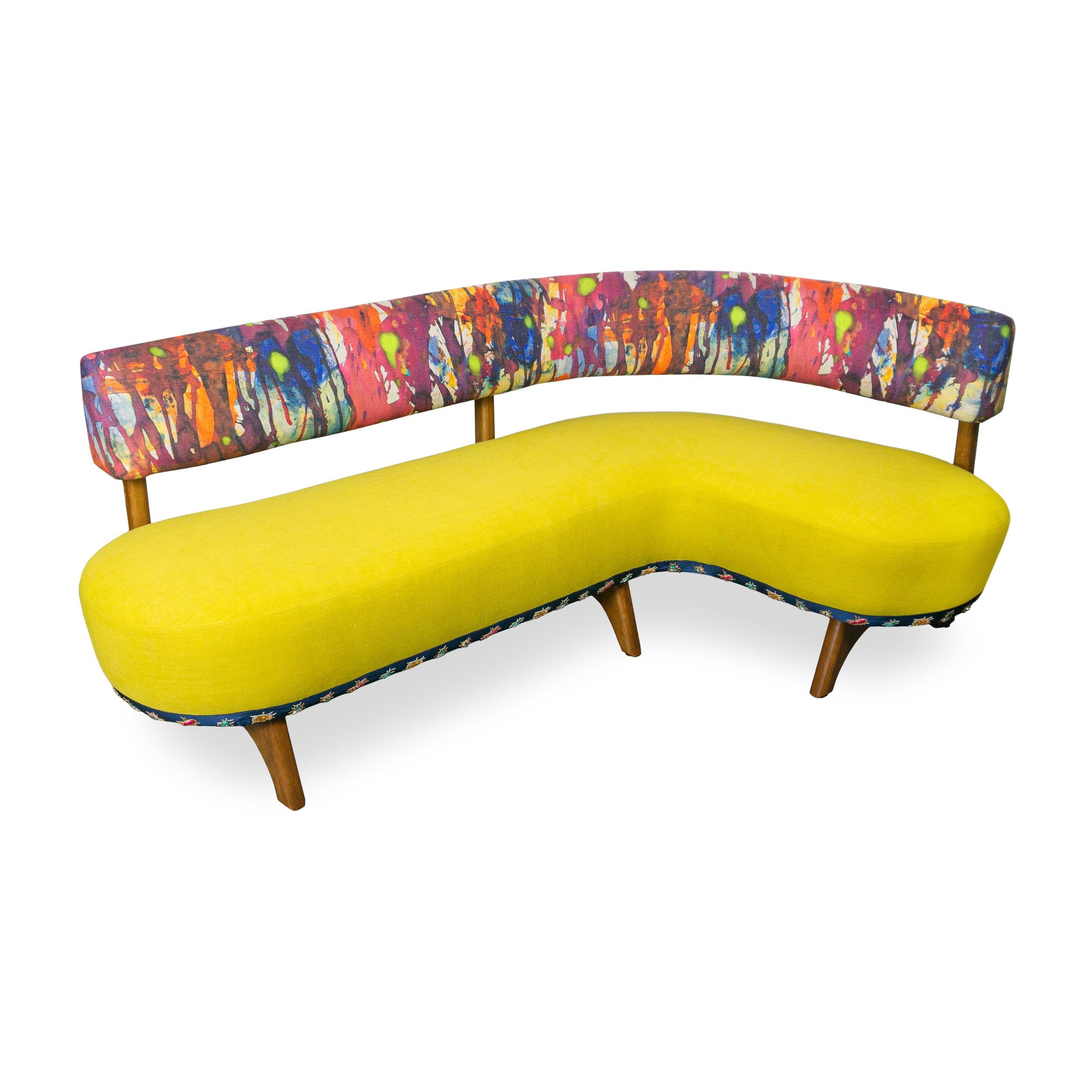 Américain Banquette en forme de L avec lin aquarelle multicolore et lin jaune, personnalisable en vente