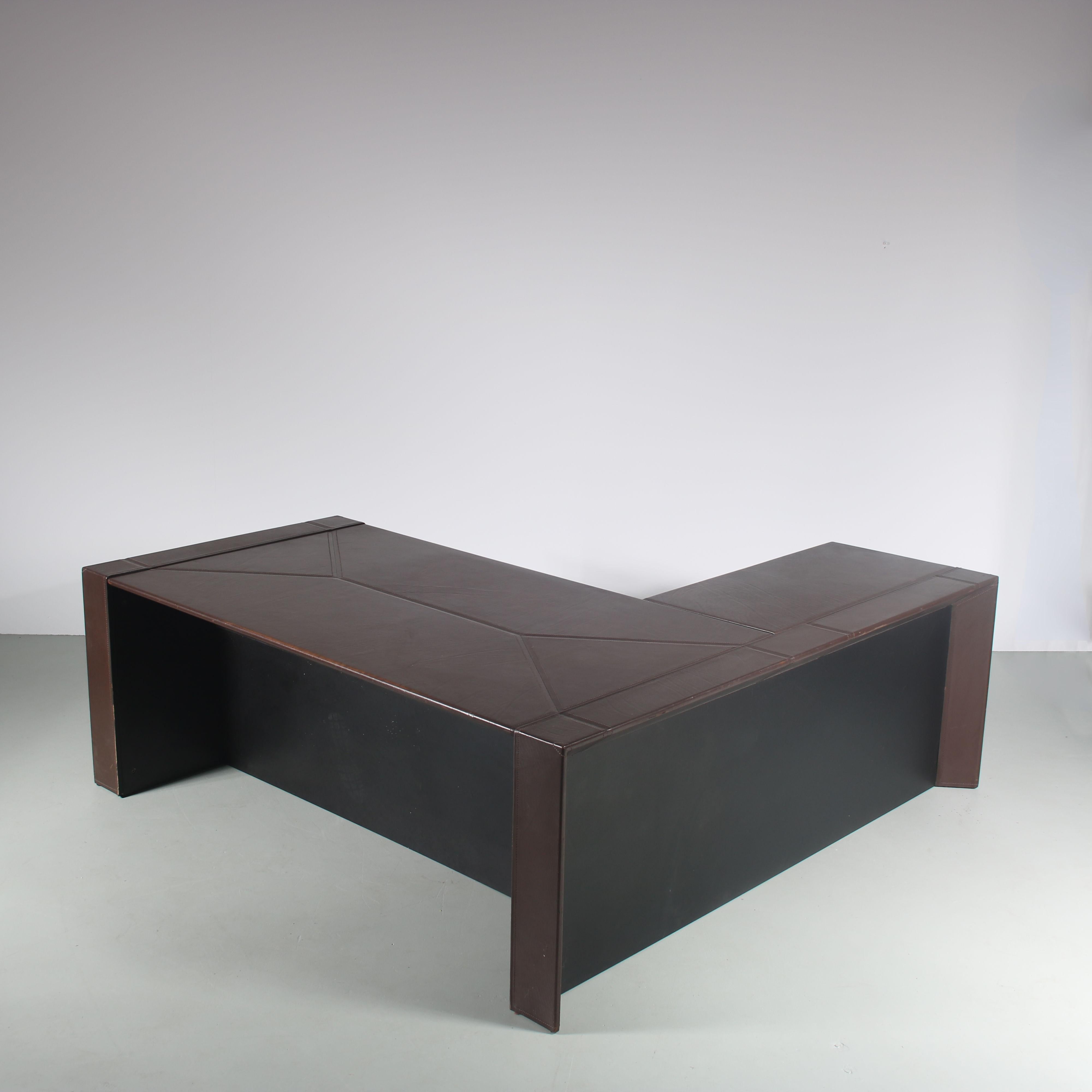 L-Shaped Desk by Guido Faleschini for Mariani, 1970 For Sale 10