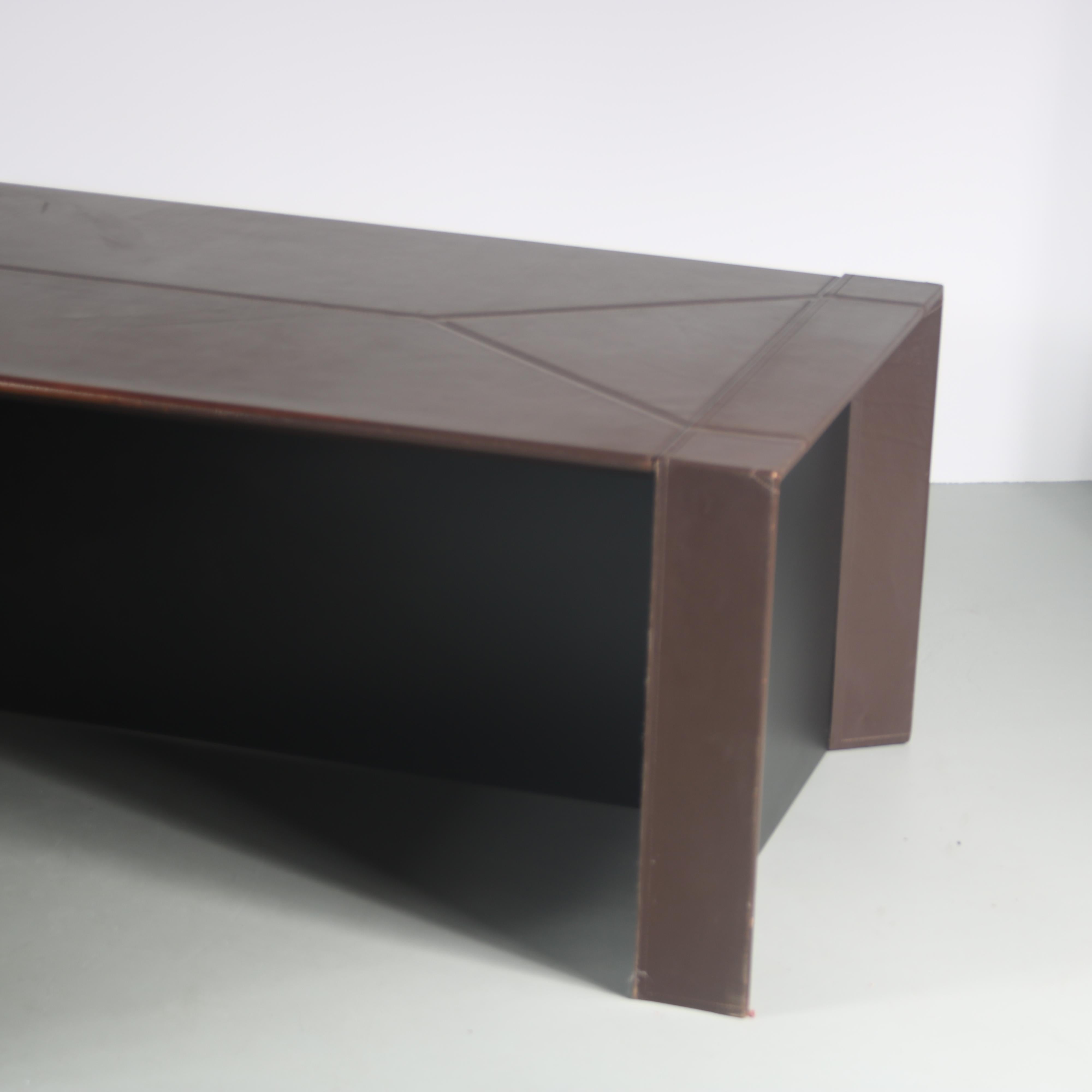 Late 20th Century L-Shaped Desk by Guido Faleschini for Mariani, 1970 For Sale