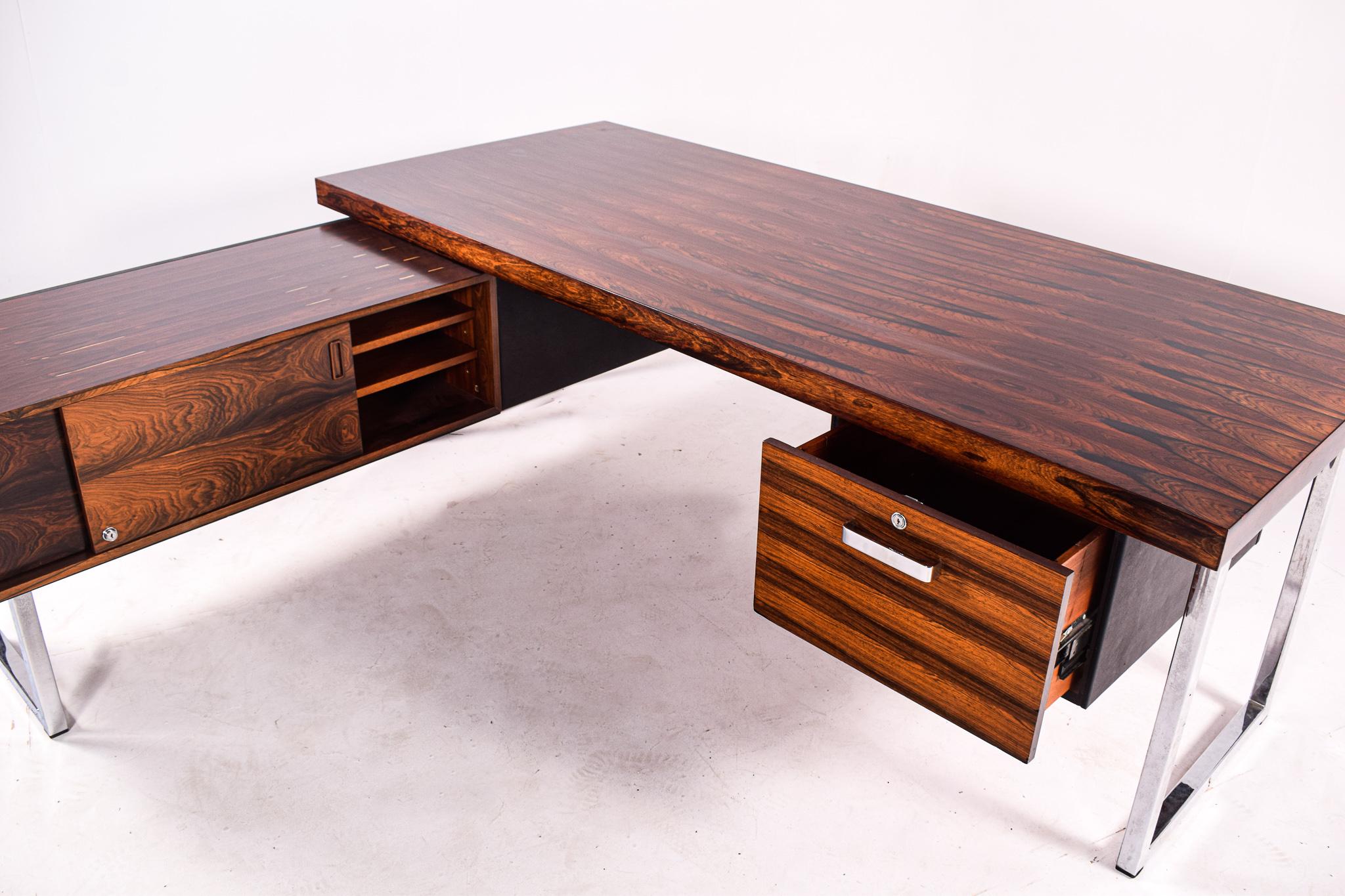 English L-Shaped Desk in Rosewood by Gordon Russell