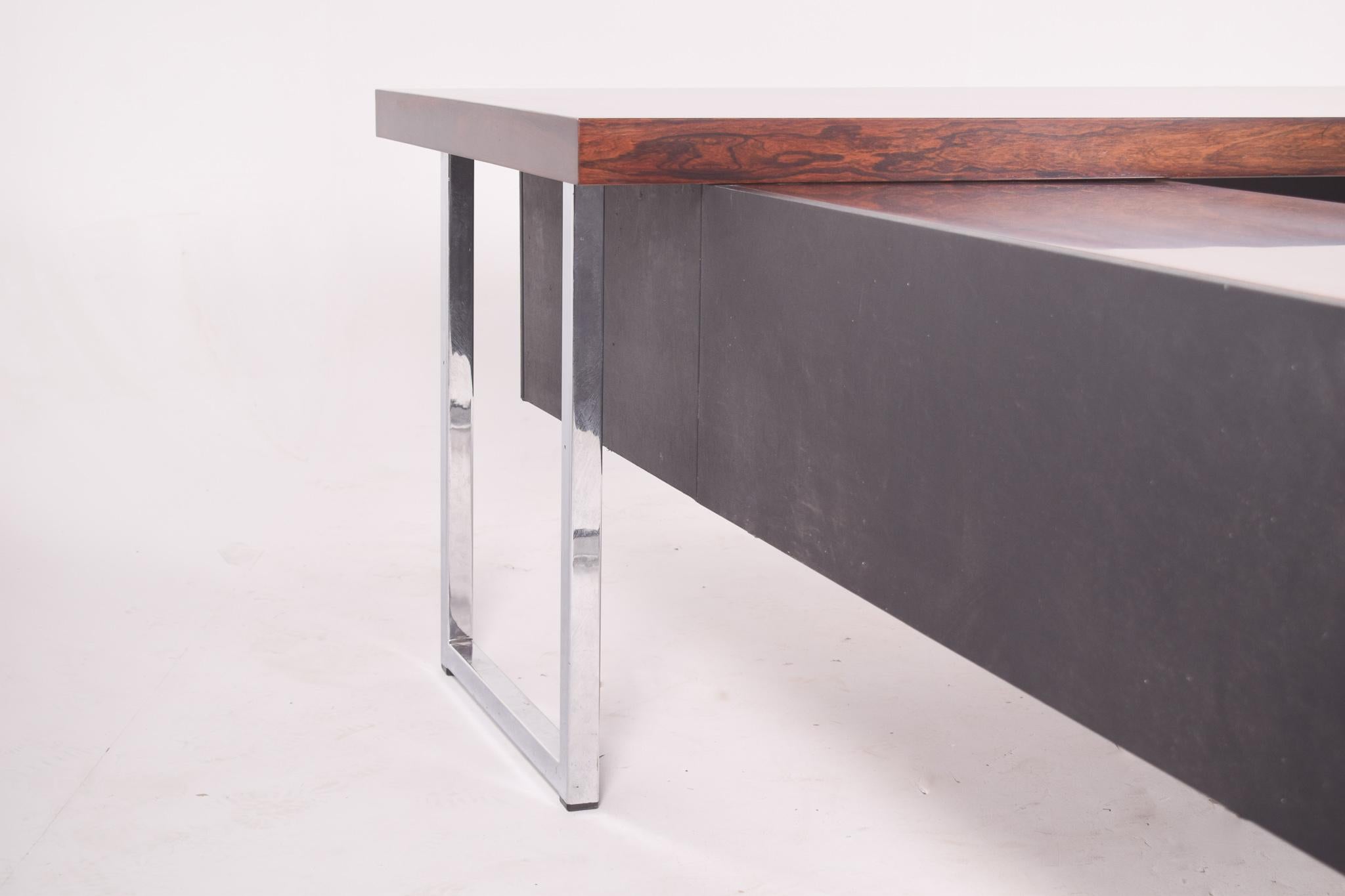 L-Shaped Desk in Rosewood by Gordon Russell 2