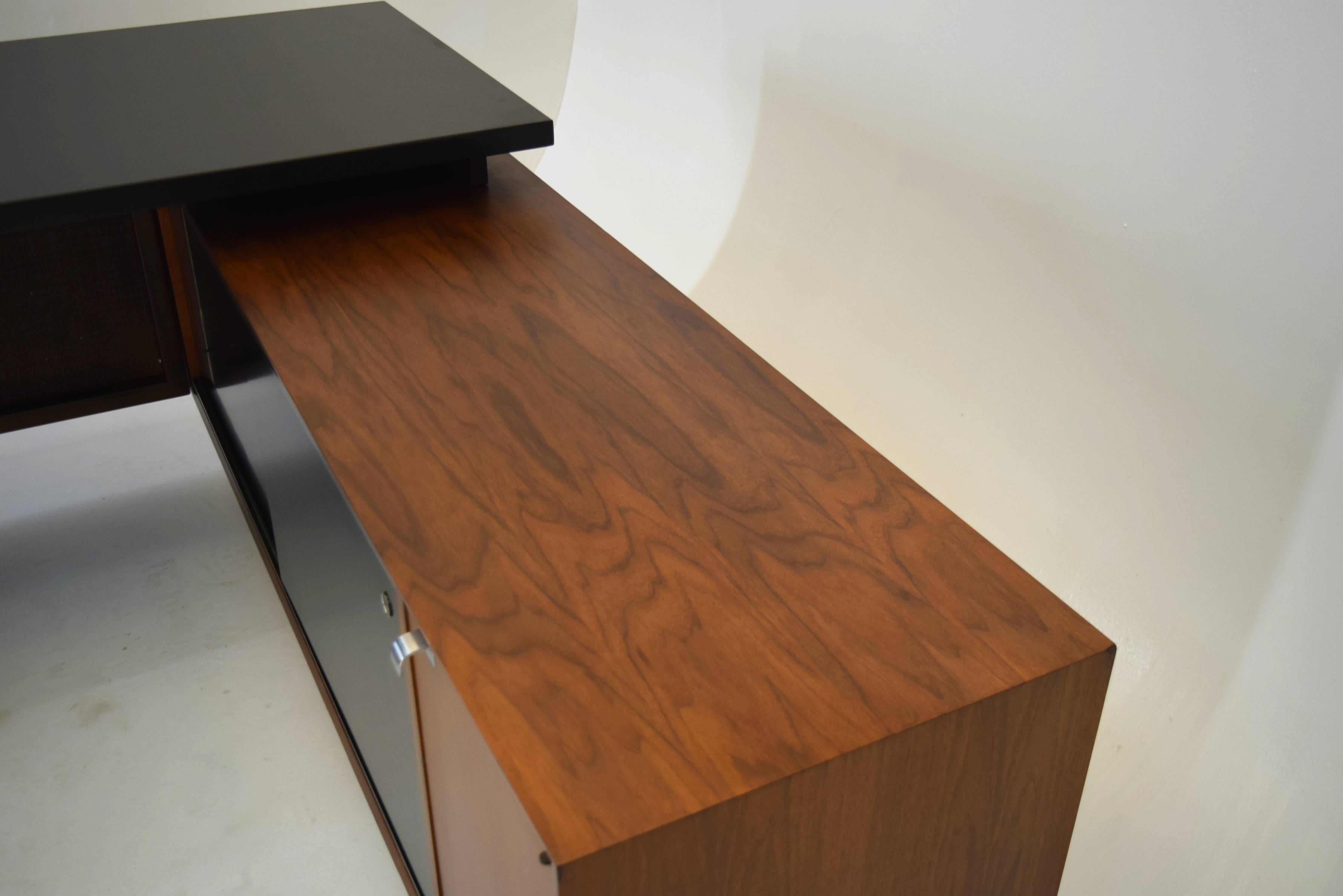 L-Shaped Executive Desk and Return by George Nelson for Herman Miller 4