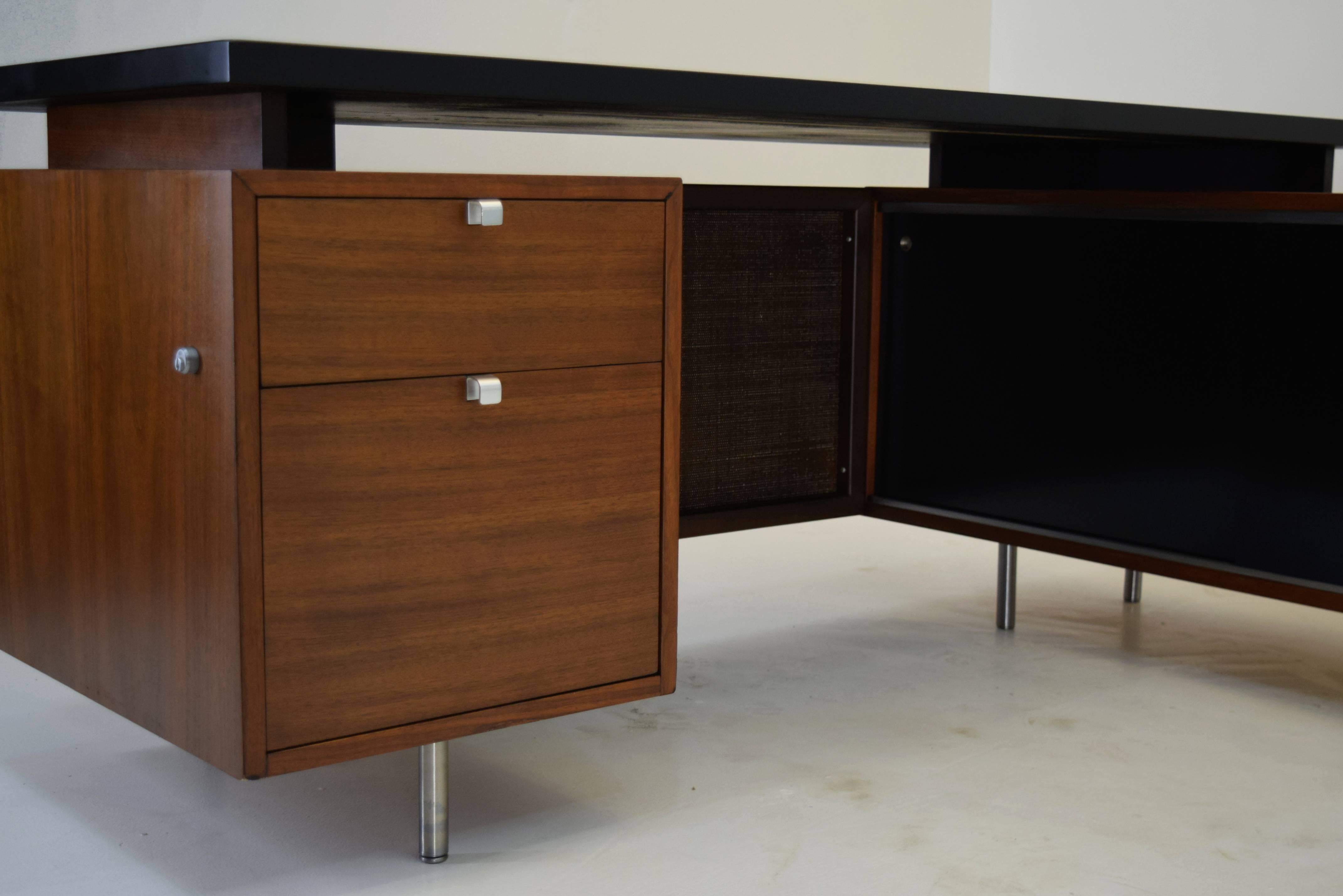 L-Shaped Executive Desk and Return by George Nelson for Herman Miller 7