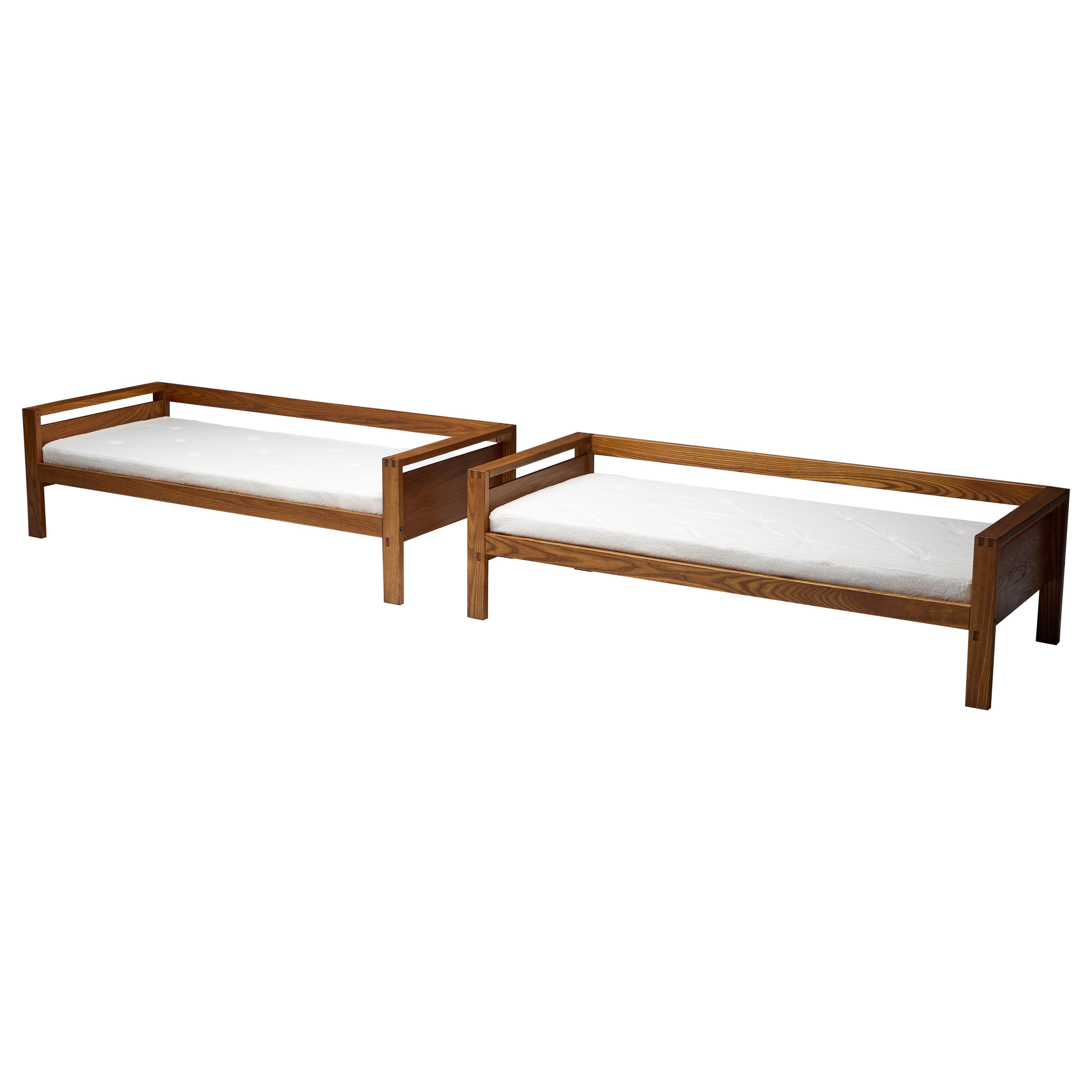 L06A Daybed di Pierre Chapo, Francia, anni '60