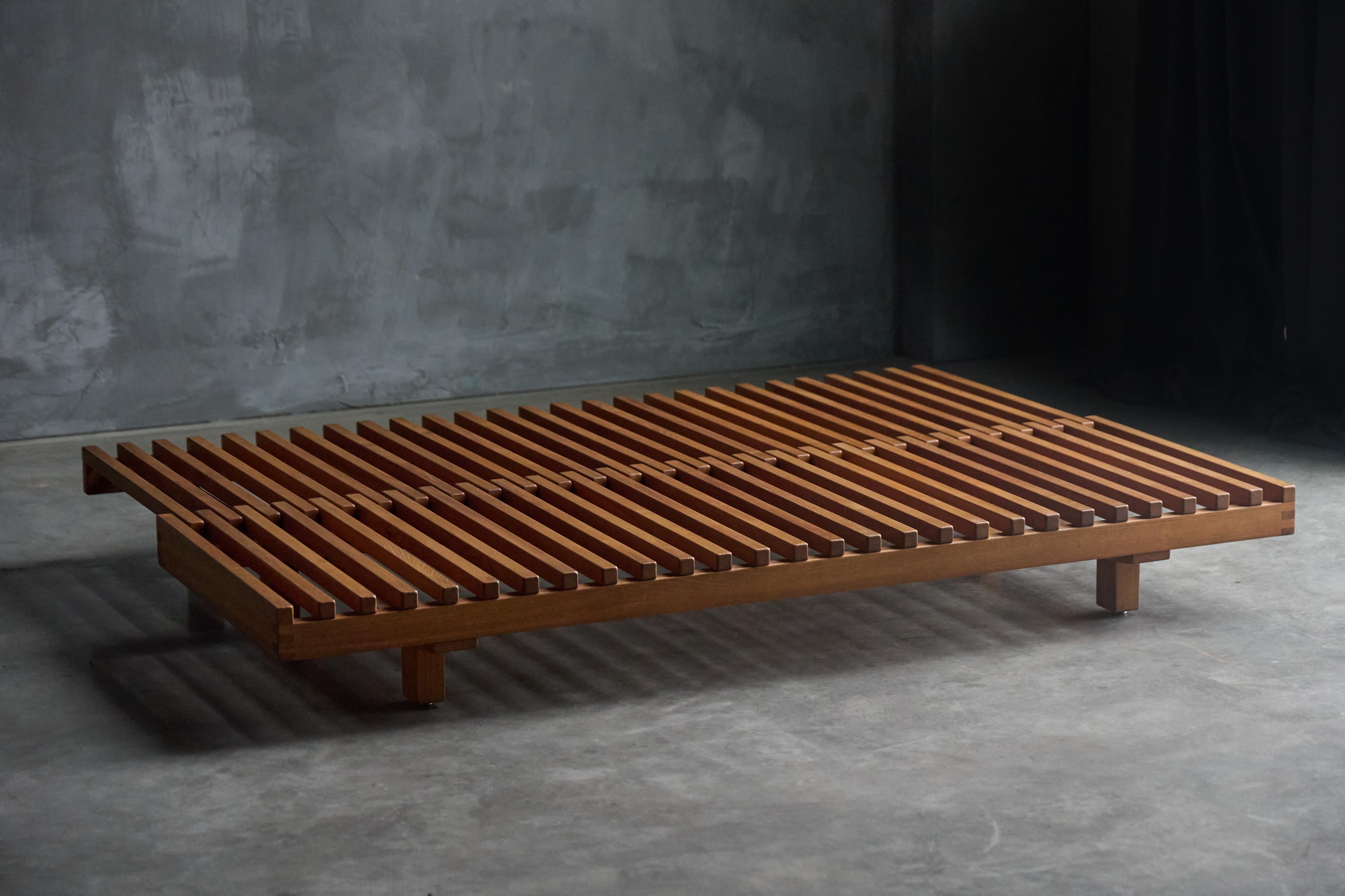 L07 Daybed by Pierre Chapo, France, 1960s 5