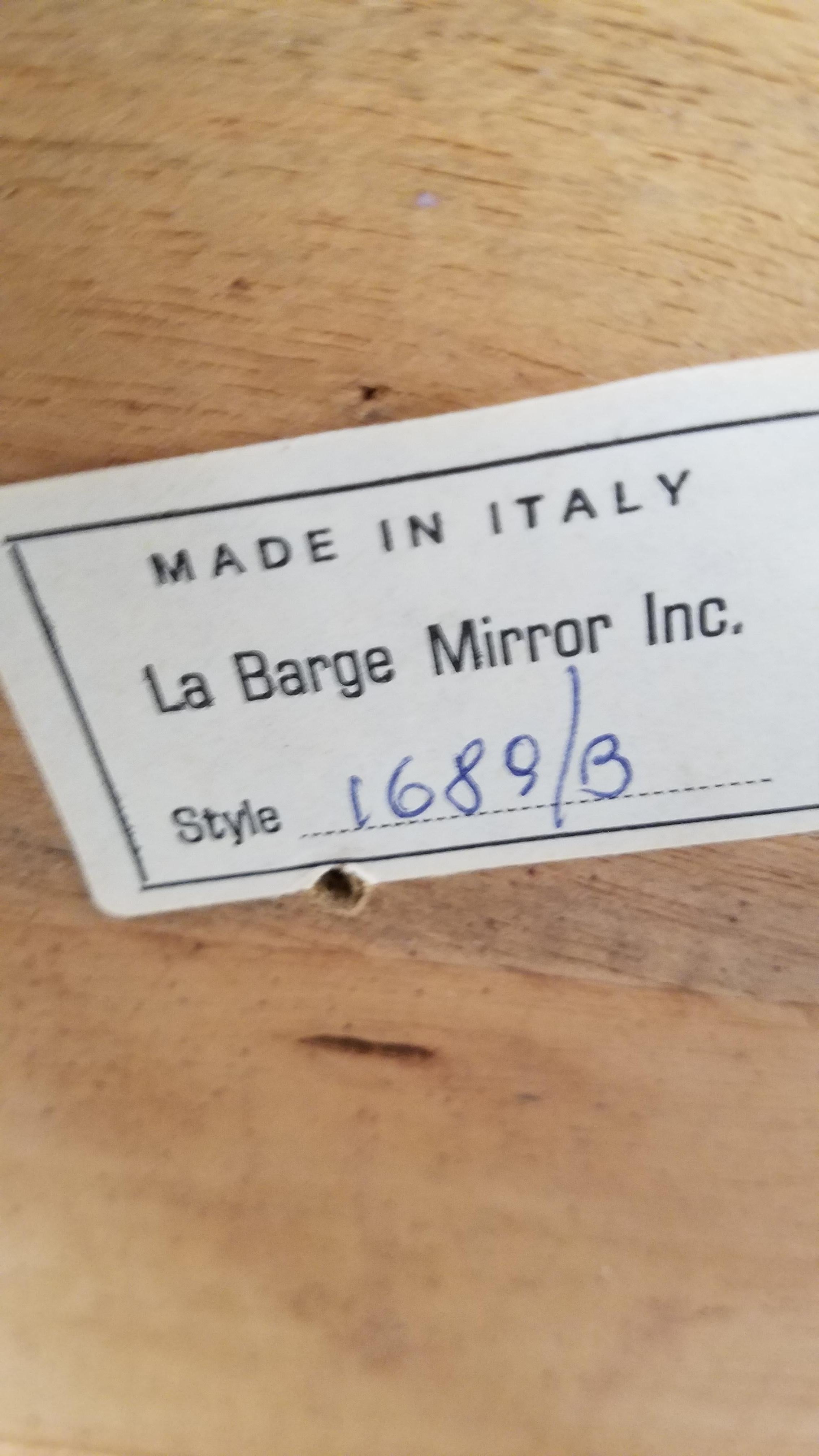 La Barge Espejo biselado de concha tallada en madera de frutal blanqueada, Italia finales del siglo XX