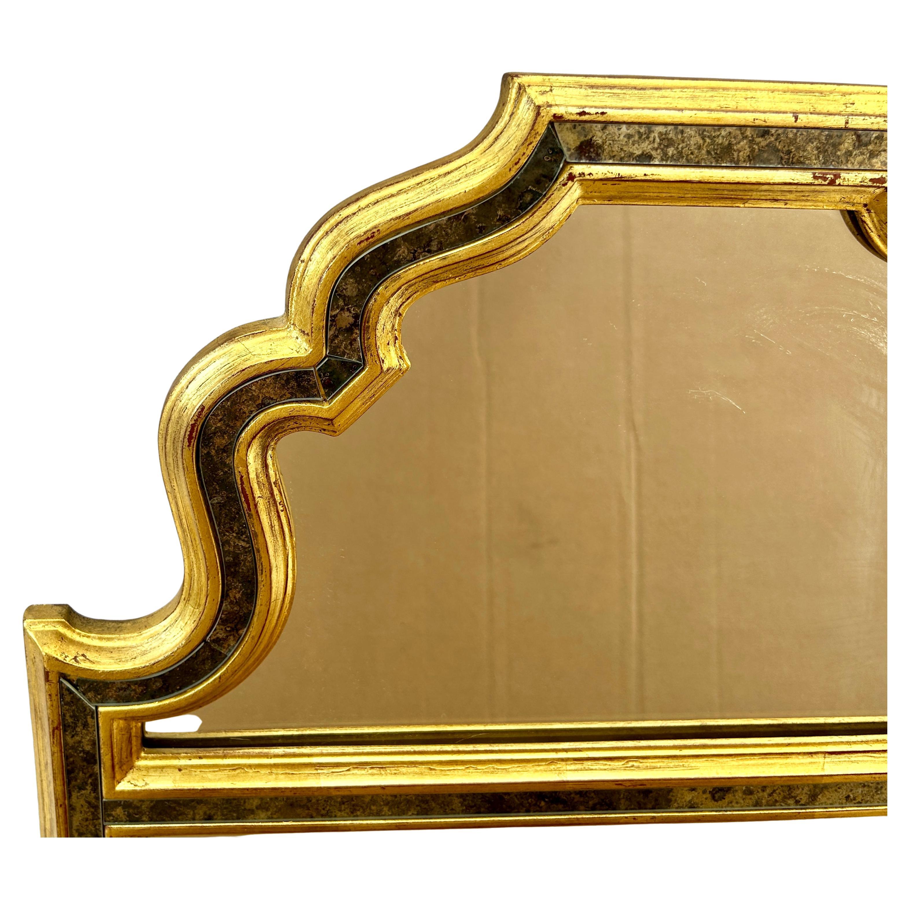 Espejo de pared La Barge Giltwood Morisco en venta