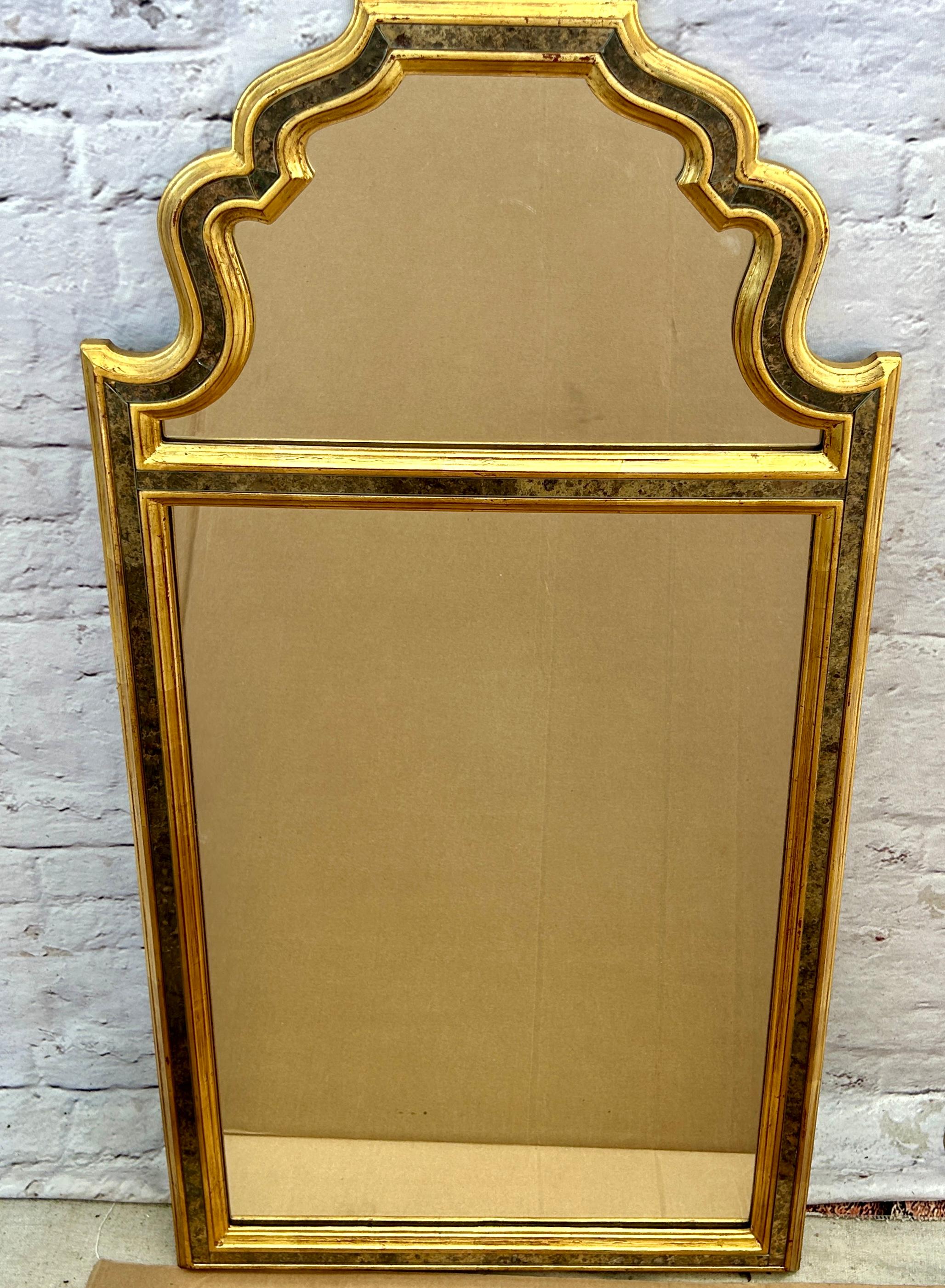 Espejo de pared La Barge Giltwood en venta 1