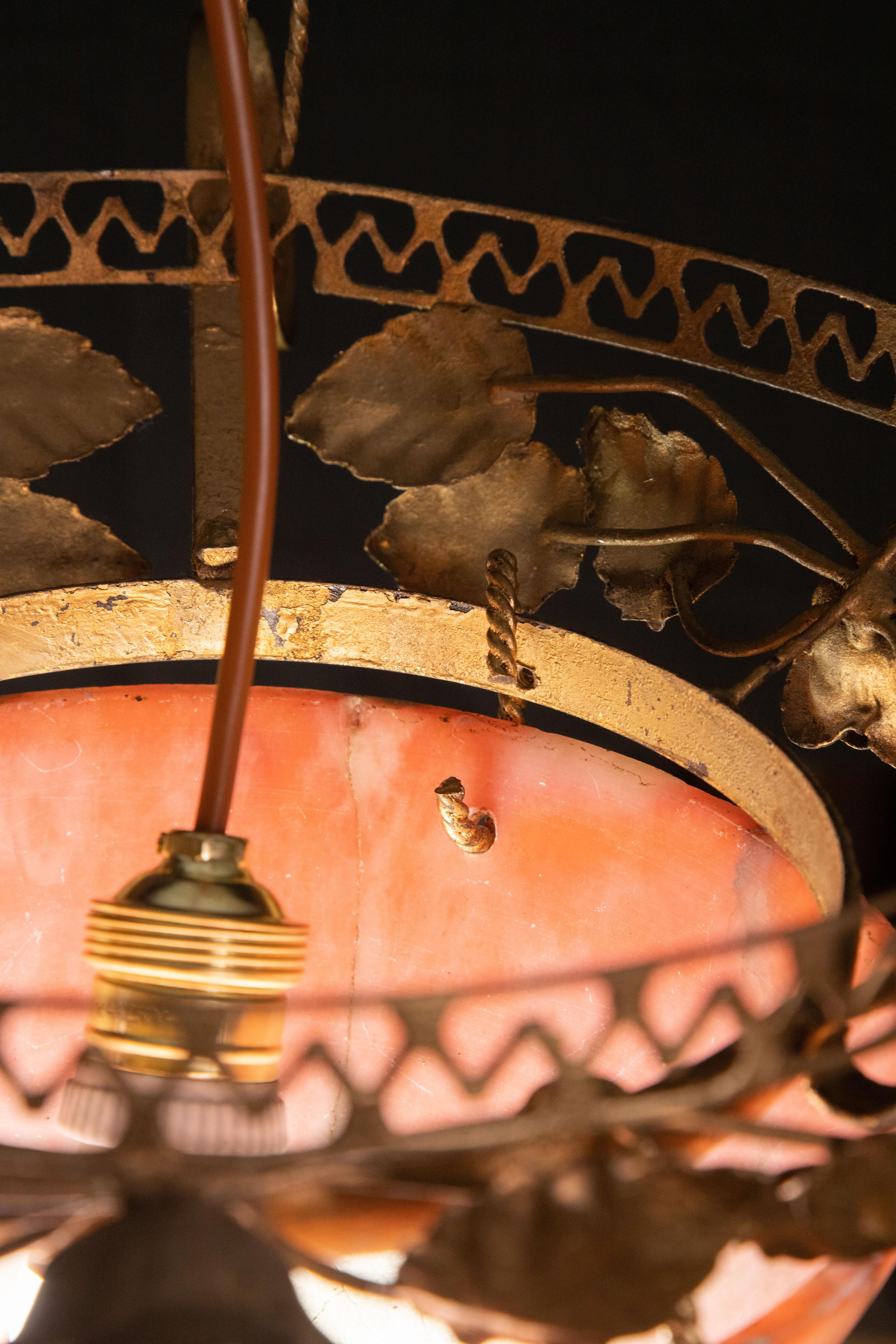 La Belle Èpoque, Vintage Red Alabaster Chandelier, 1910 For Sale 3