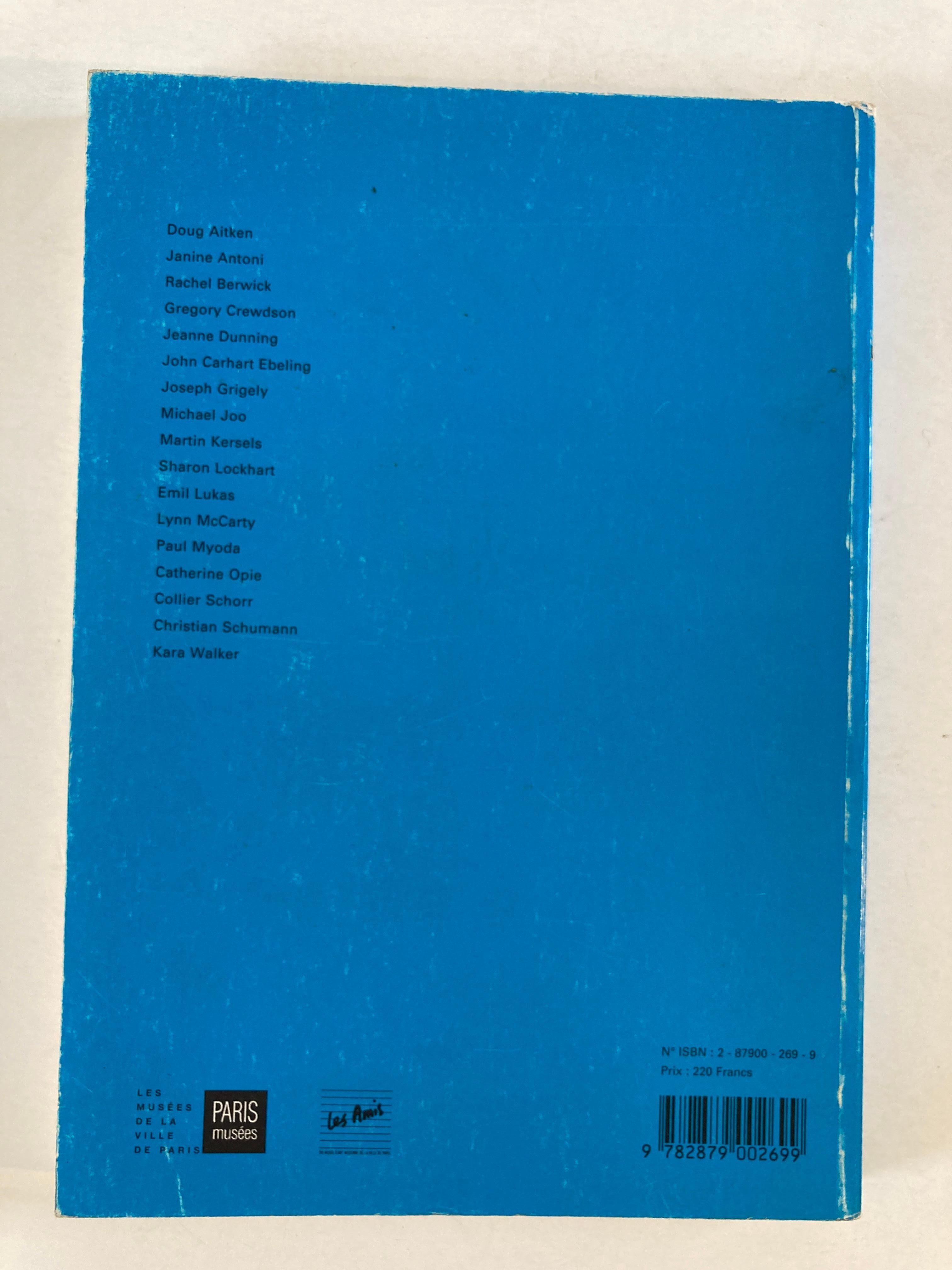 La belle et la be^te: Un choix de jeunes artistes americains : Beauty ad the Beast, a choice of young American artist.
Doug Aitken : 6 octobre-19 novembre 1995, Muse´e d'art moderne de la ville de Paris (PARIS MUSEES) Paperback – January 1,