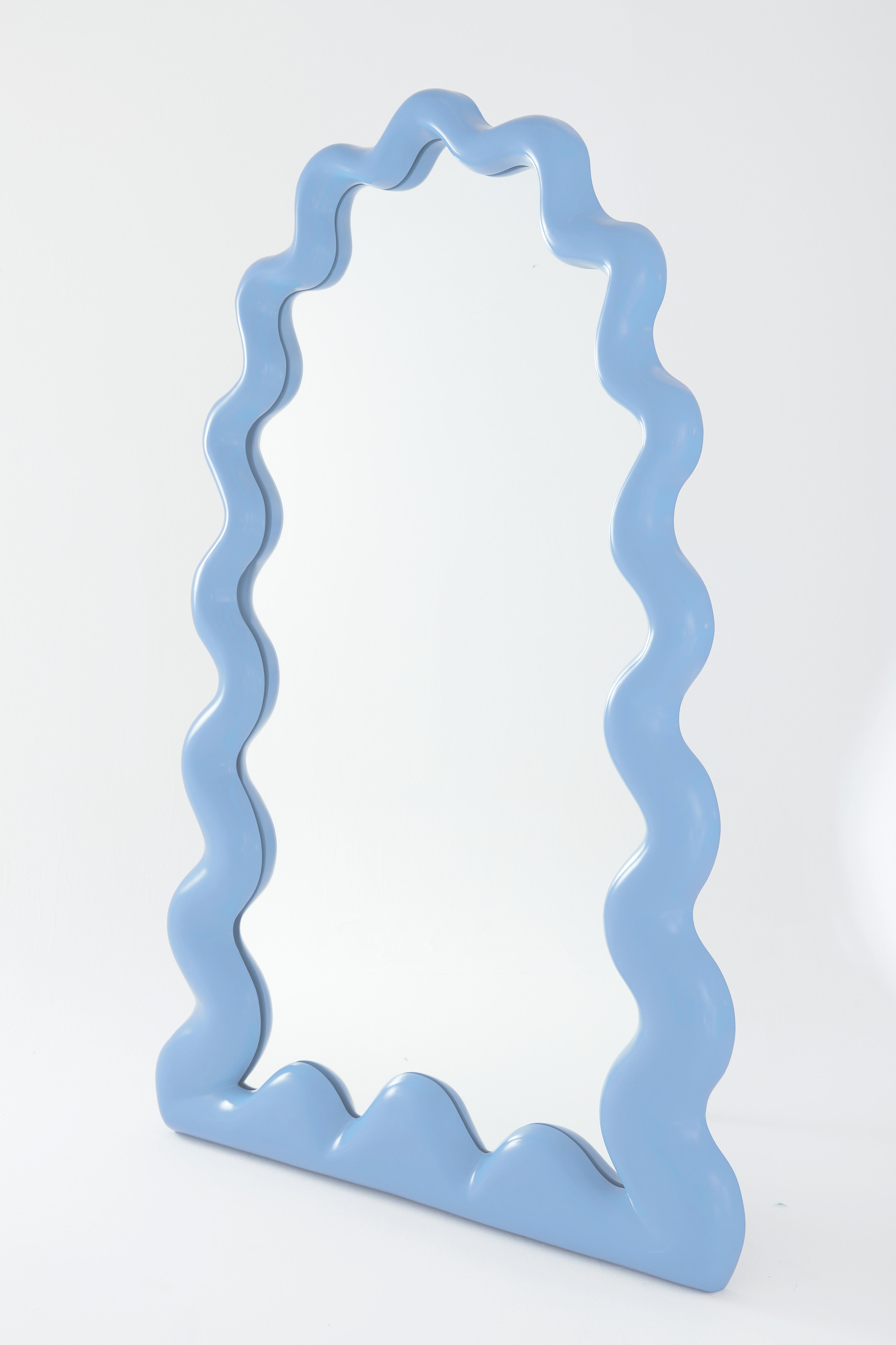 La Celebracion Floor Mirror in Off-White (miroir au sol en blanc cassé)  en vente 6