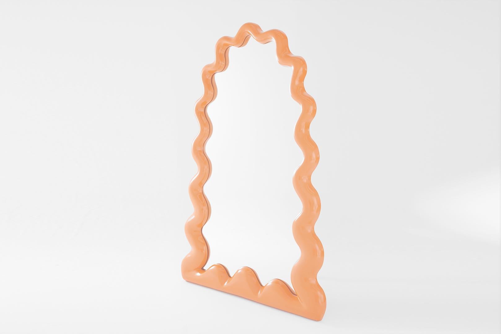 La Celebracion Floor Mirror in Off-White (miroir au sol en blanc cassé)  en vente 9