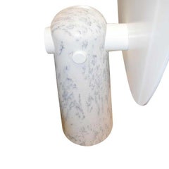 Specchio in marmo "Iconic" di La Chance di Dan Yeffet & Lucie Koldova