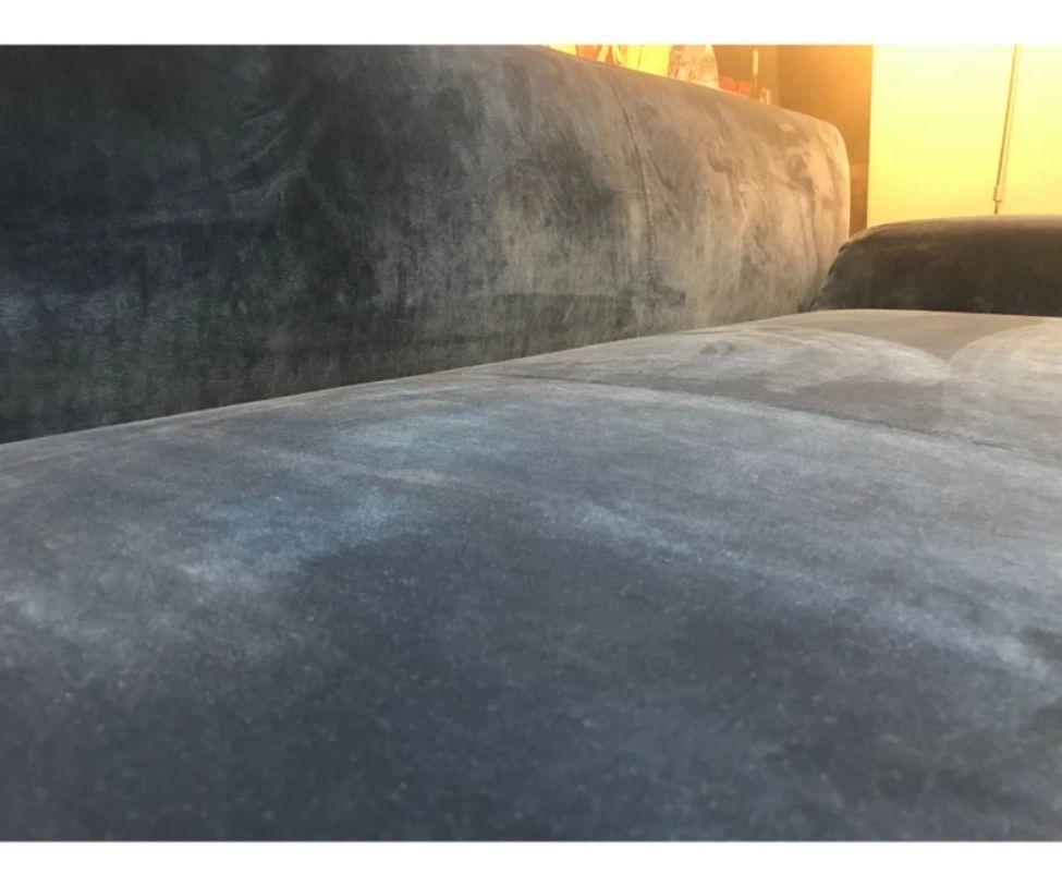 Boden Bodenprobe La Cividina Suiseki Sofa entworfen von Andrea Steidl im Zustand „Hervorragend“ im Angebot in Boston, MA