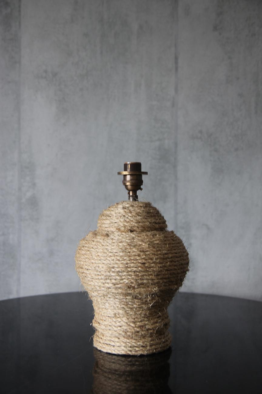 Lampe de table La Corde par Understated Design en vente 1