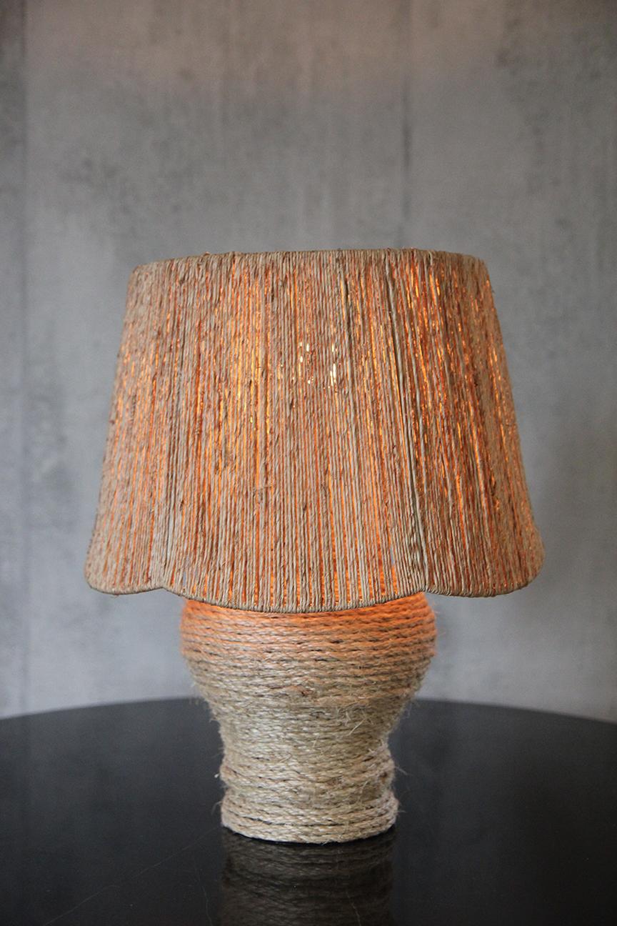 Lampe de table La Corde par Understated Design en vente 2