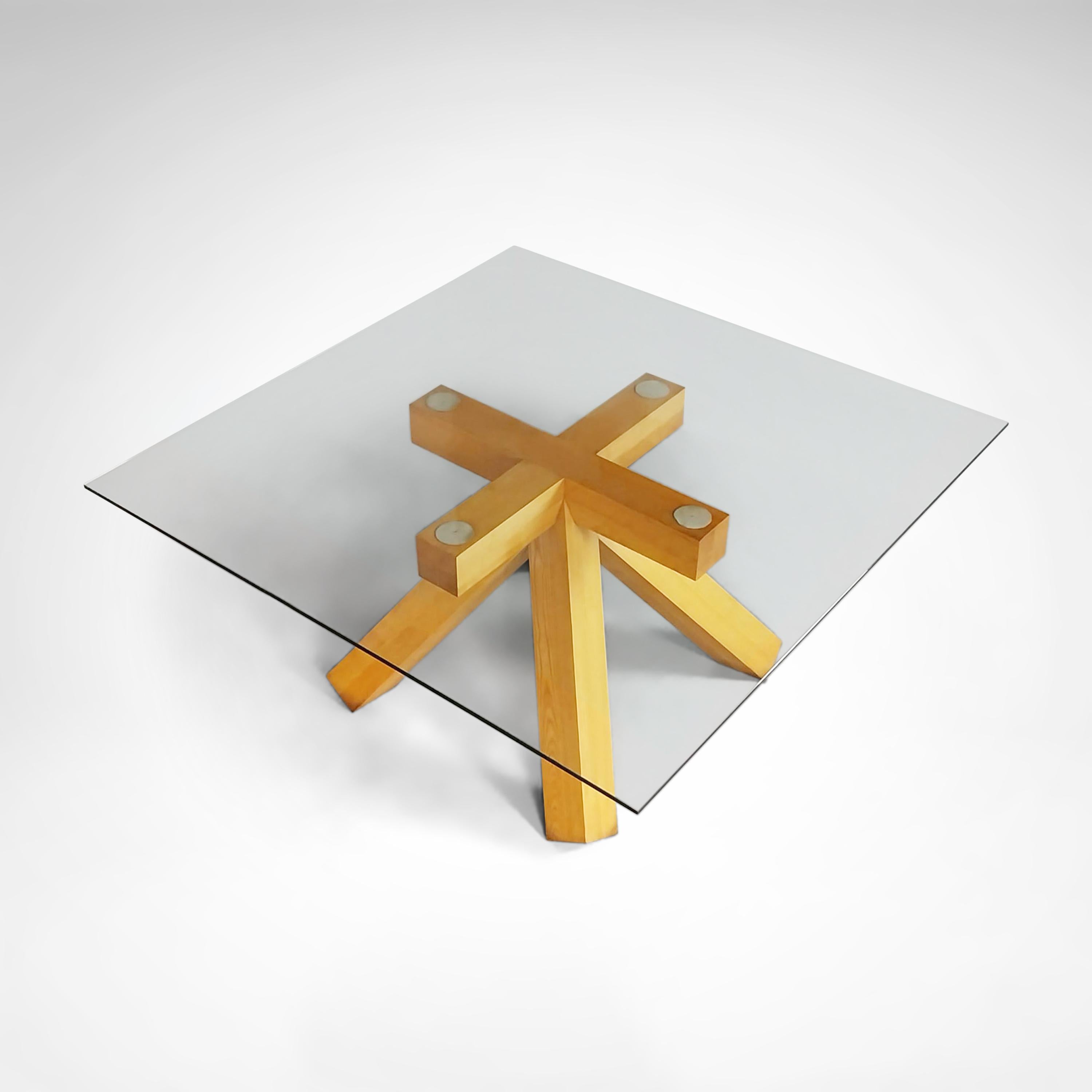 Italian La Corte Walnut and Glass Dining Table by Mario Bellini for Cassina 1970s