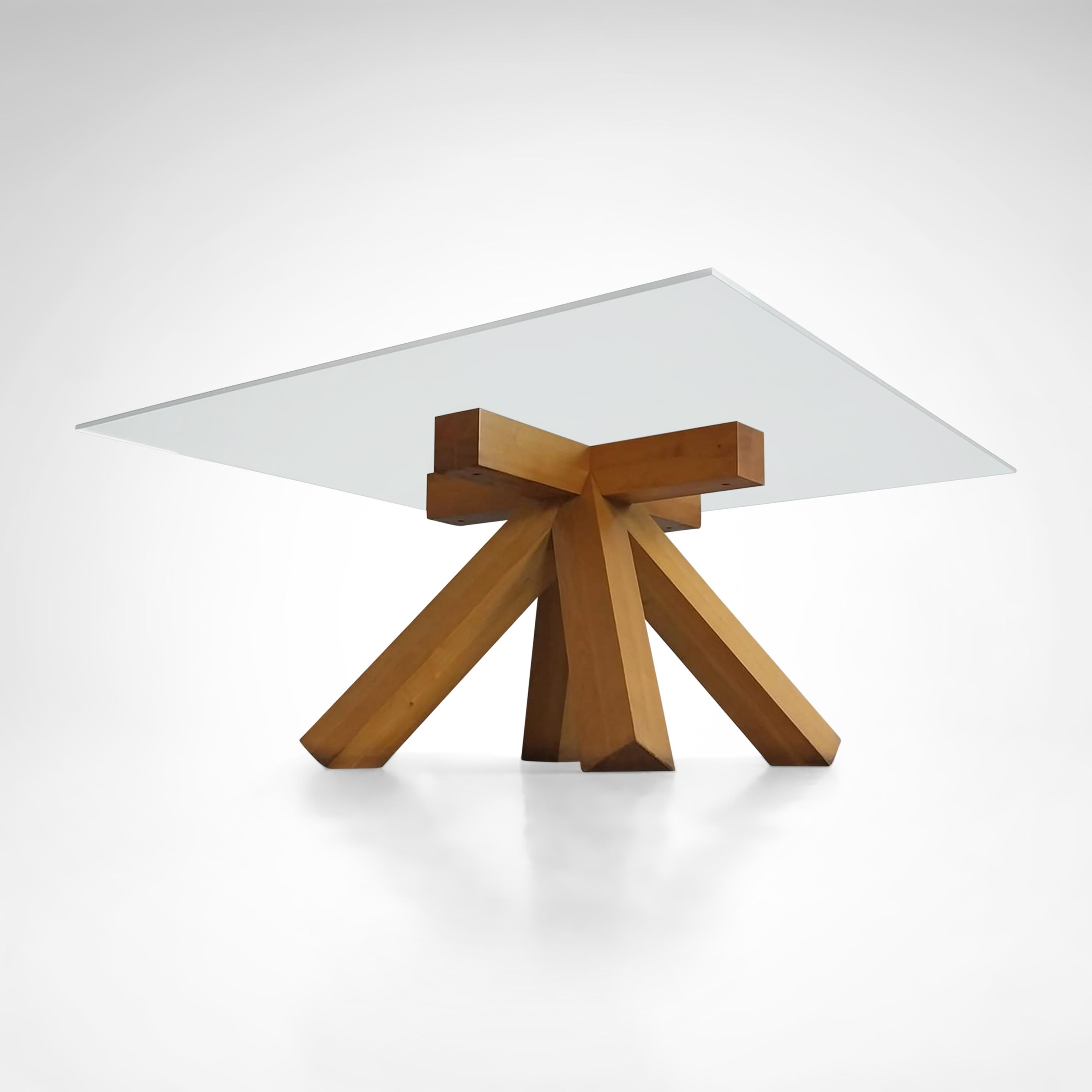 Late 20th Century La Corte Walnut and Glass Dining Table by Mario Bellini for Cassina 1970s