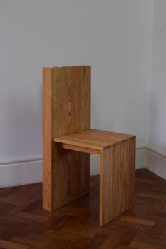 La Curva Stuhl von Jaclyn Pappalardo