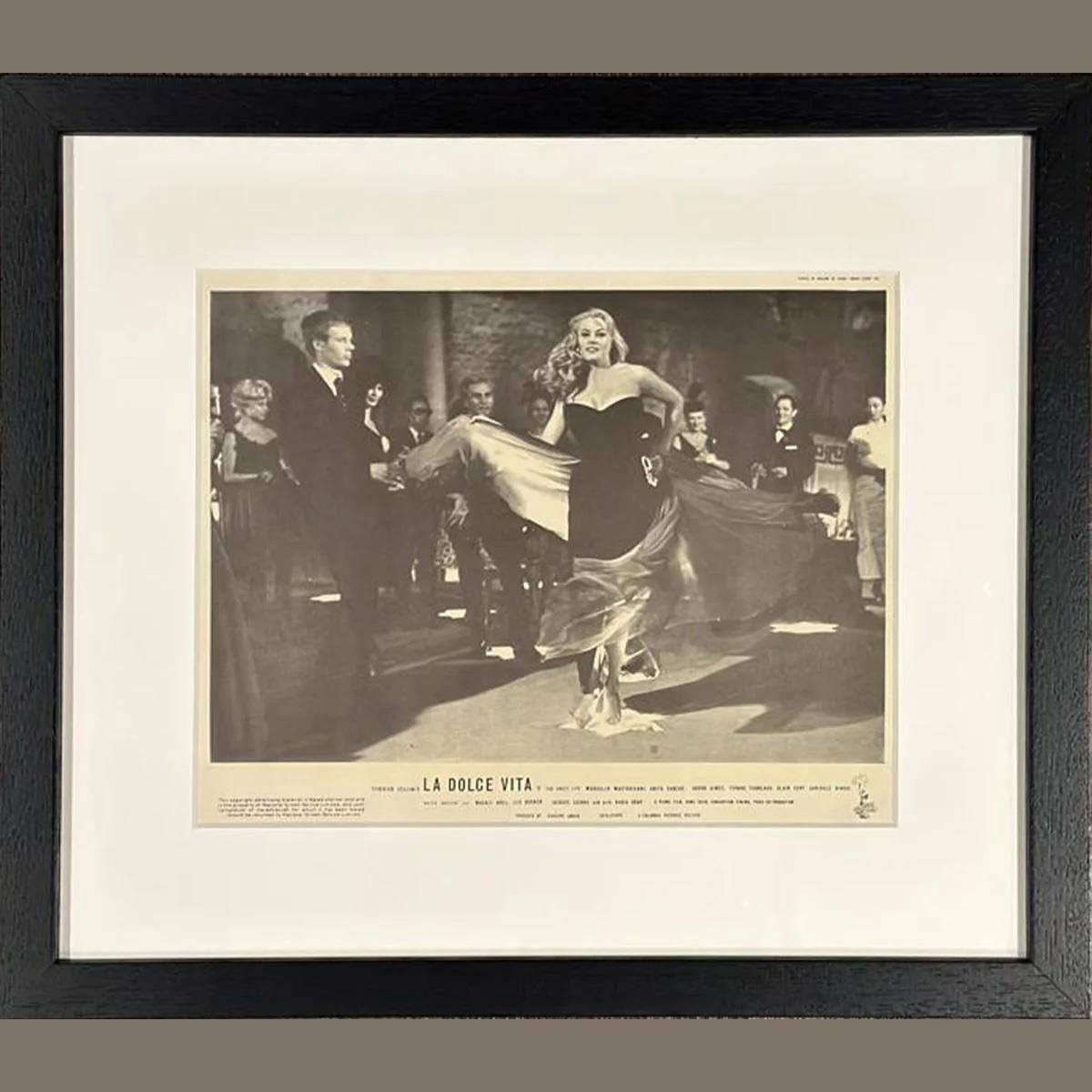 La Dolce Vita (1960) - FRAMED
Front-of-House Card (8 X 10 Inches)

Original 1960 UK Front-of-House Card for La Dolce Vita.

Framed with anti-UV glass.

Year: 1960
Nationality: United States
Type: Original Front-of-House Card
Size: 8 x 10
