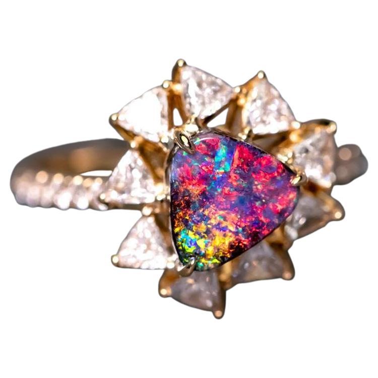 La Estrella - Anello di fidanzamento con diamante a forma di trilione e opale massiccio in oro giallo 18 carati