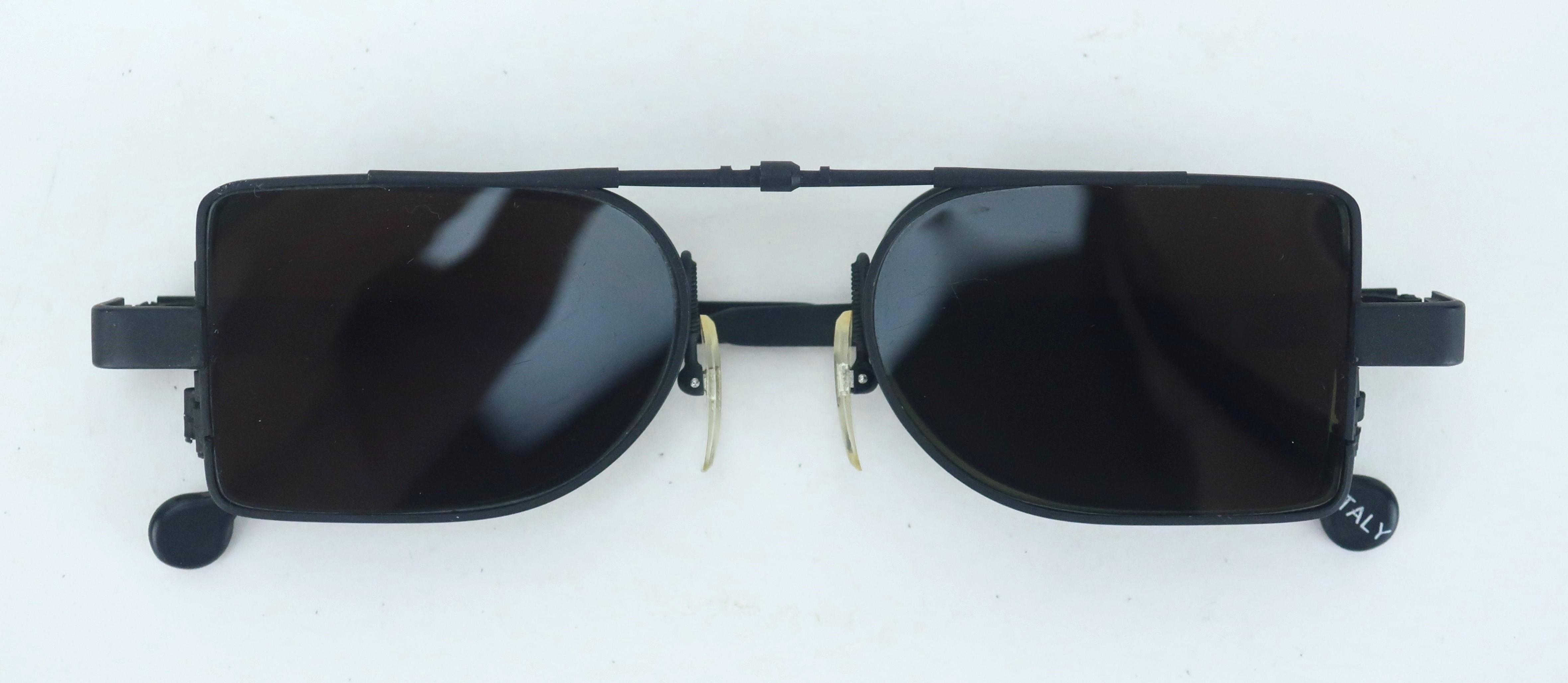 A little steampunk, a little edgy and a whole lotta look!  A great combo for the 1989 Fontana design by L.A. Eyeworks, an eyewear company from California known for its unique style.  The sunglasses have an industrial look with a nod to vintage