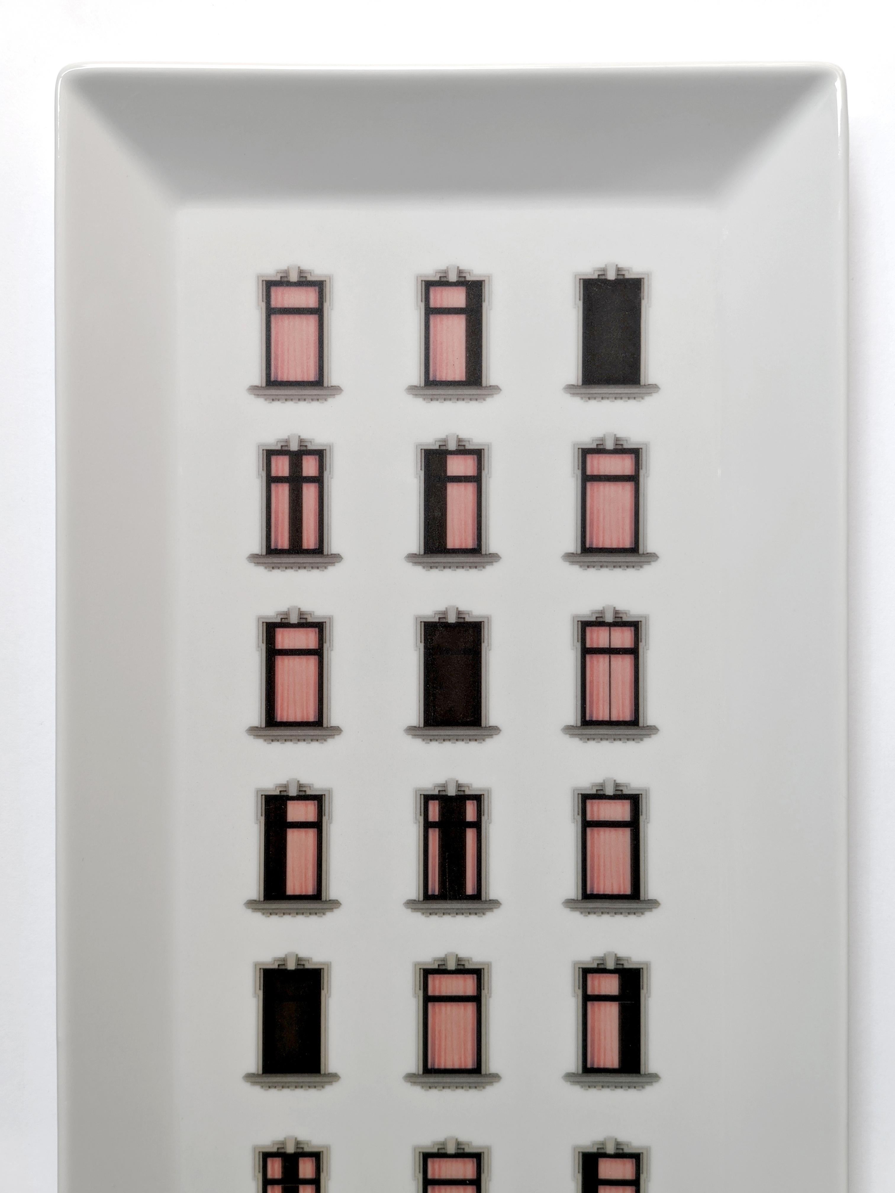 Autre La Finestra Sul Cortile, centre de table contemporain en porcelaine de Vito Nesta en vente