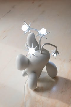 La Fleur Fanée, Lámpara de sobremesa orgánica contemporánea 2025