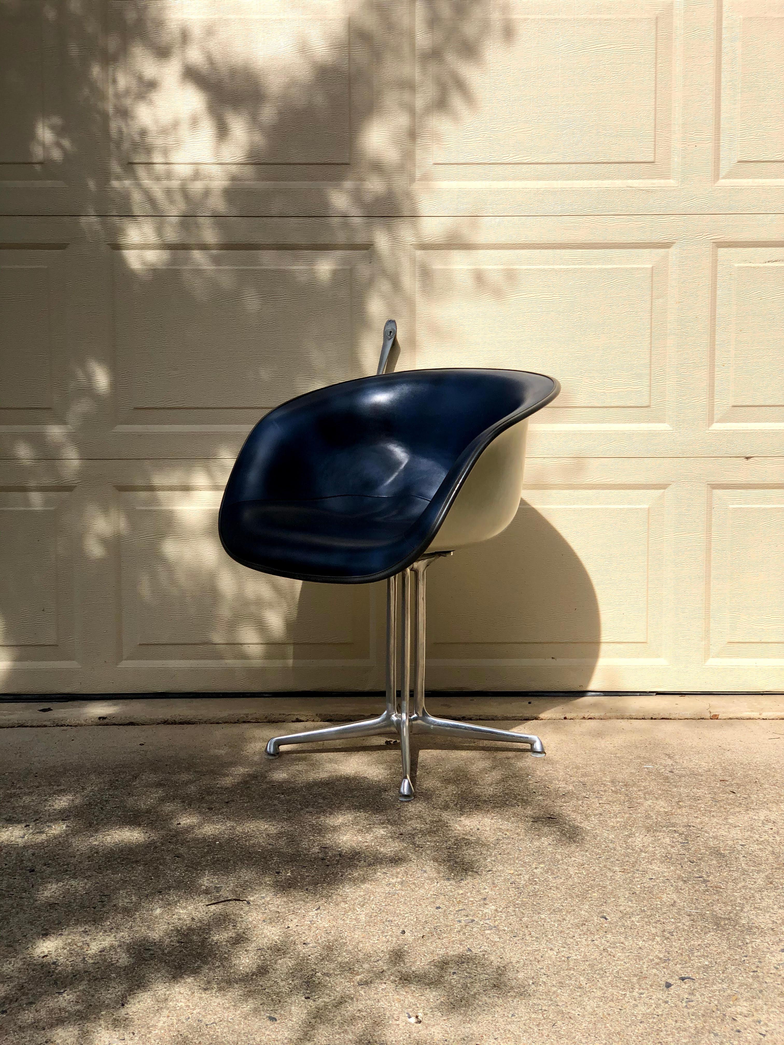 La Fonda-Sessel von Eames für Herman Miller (Moderne der Mitte des Jahrhunderts) im Angebot