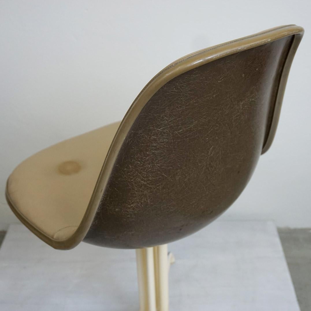 Sedie La Fonda di Charles and Ray Eames per Herman Miller in vendita 4