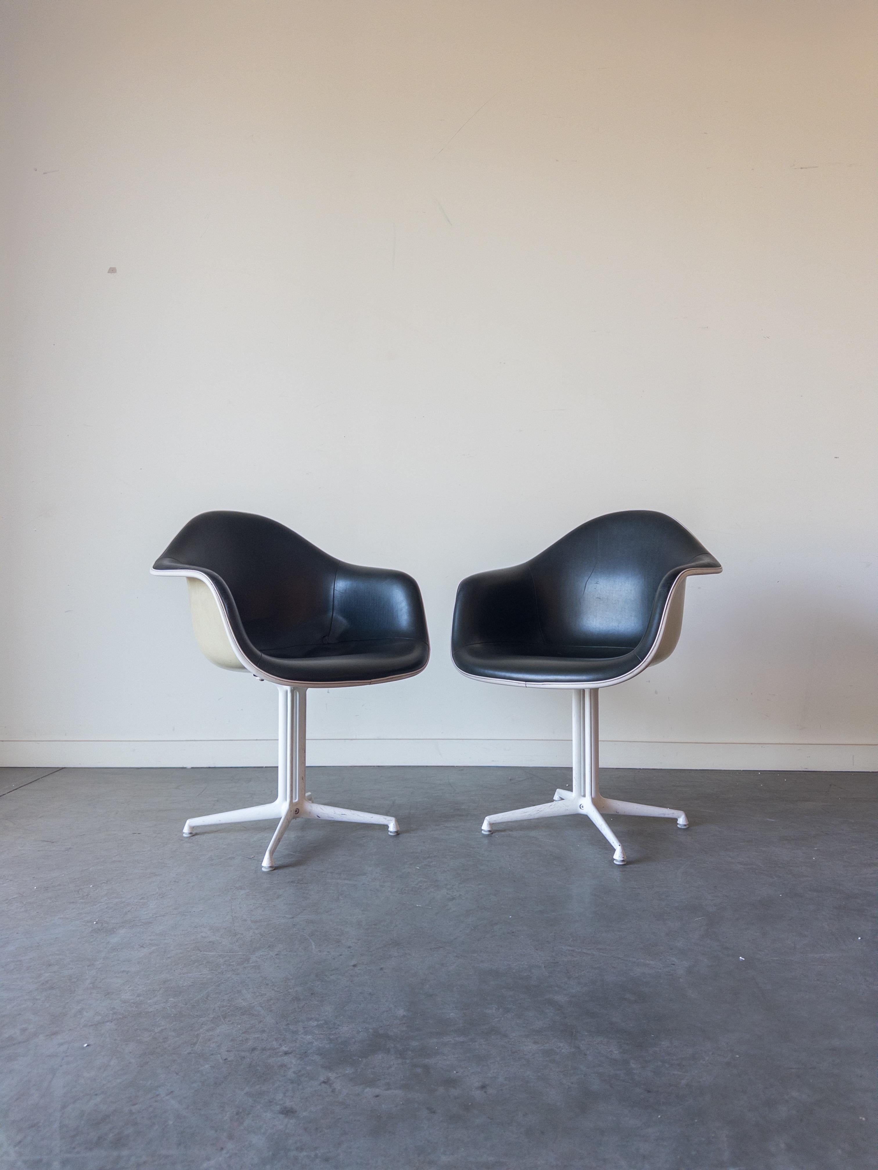 La Fonda Stühle von Charles & Ray Eames für Herman Miller, 1960er Jahre (Moderne der Mitte des Jahrhunderts) im Angebot