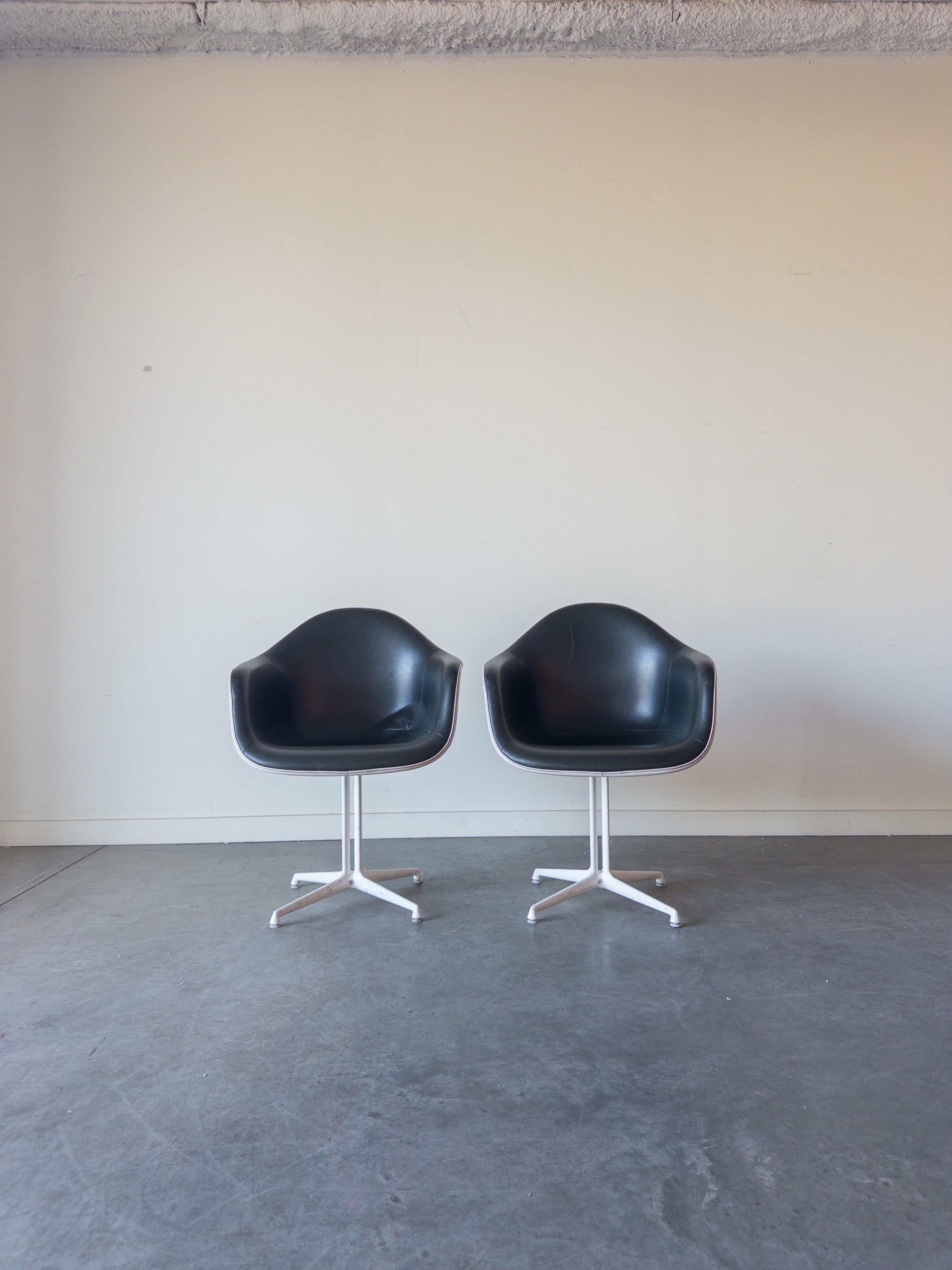 La Fonda Stühle von Charles & Ray Eames für Herman Miller, 1960er Jahre im Zustand „Gut“ im Angebot in New York, NY