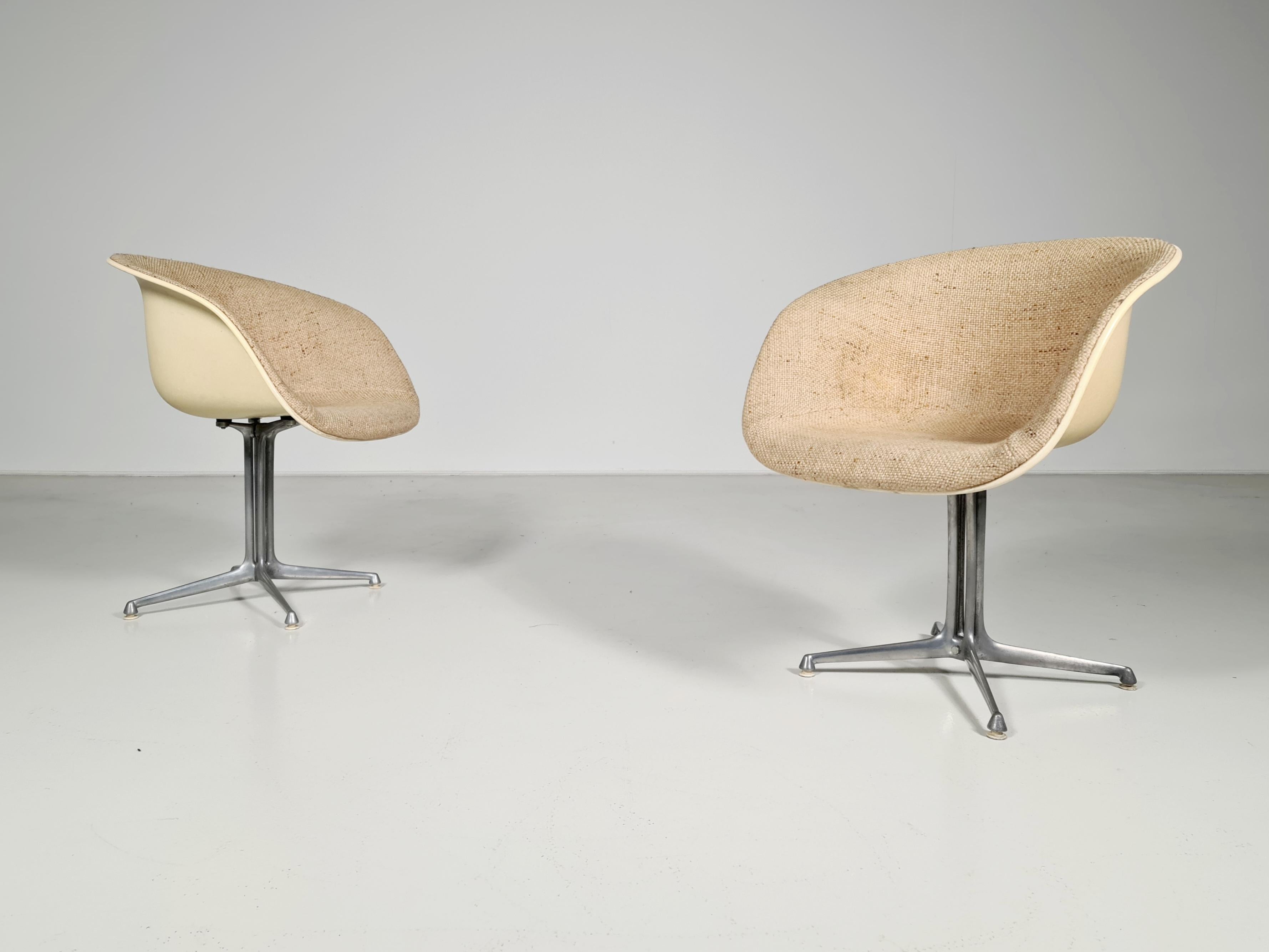 Mid-Century Modern La Fonda Chairs by Eames for Vitra, Original Fabric, Fiberglass, 1960s For Sale