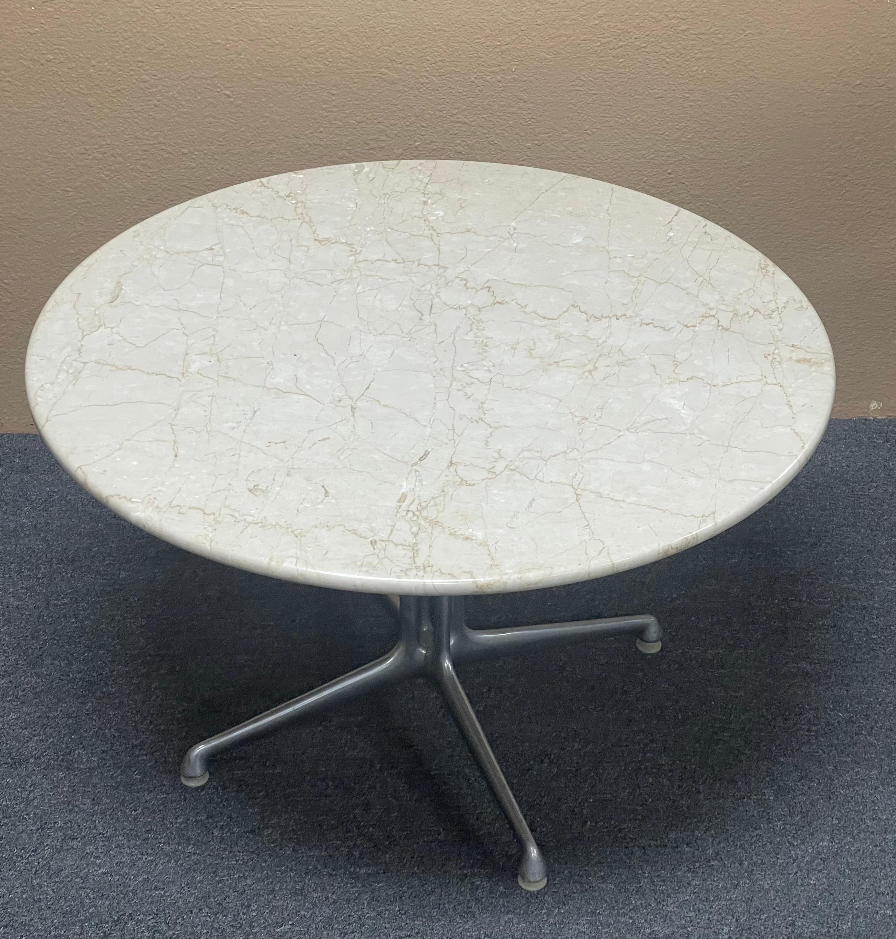 Américain Table basse « La Fonda » à plateau en marbre de Charles & Ray Eames pour Herman Miller en vente
