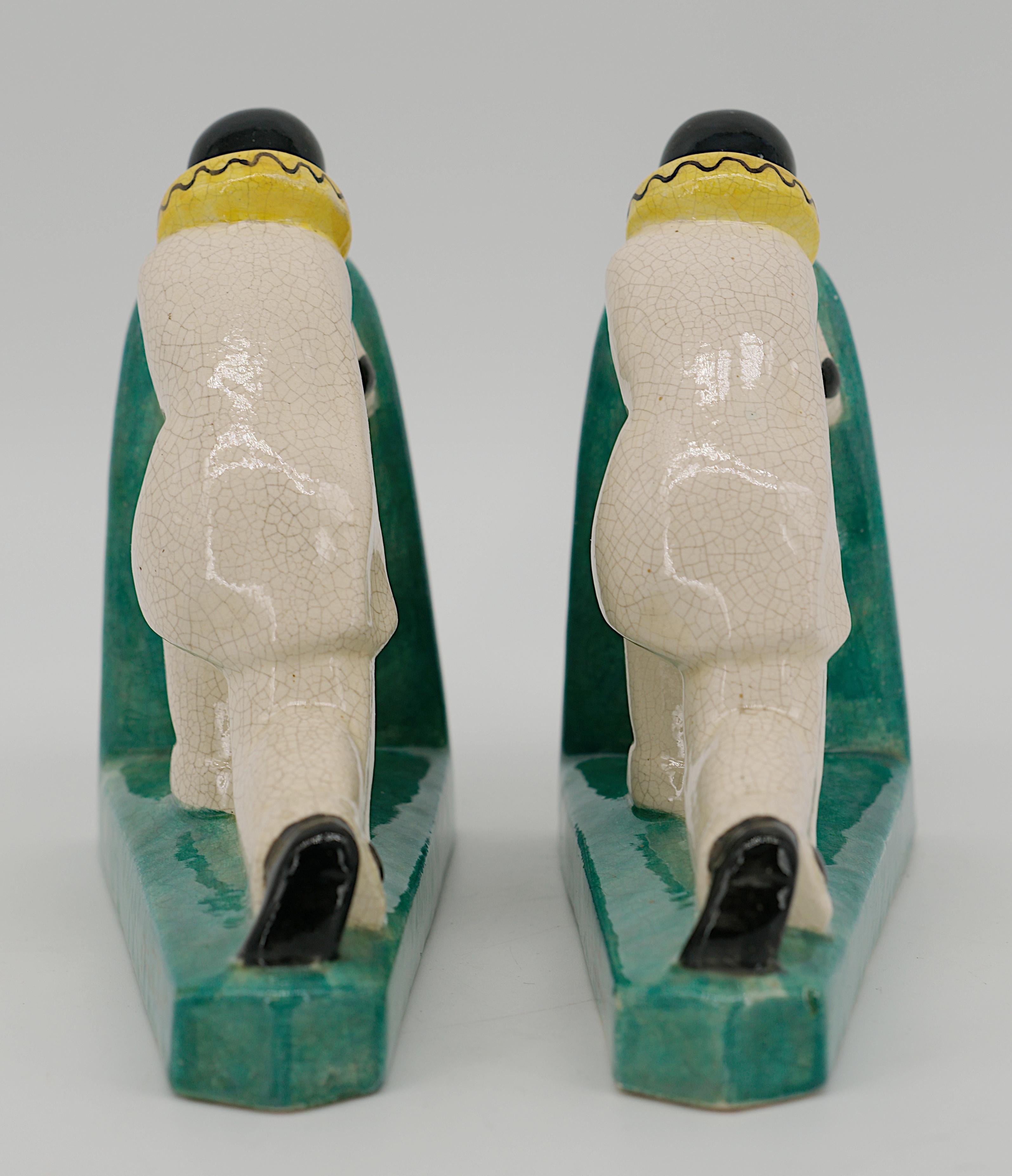 Early 20th Century Louis Fontinelle French Art Deco Crackle Glaze Ceramic Pierrot Bookends, 1925 For Sale