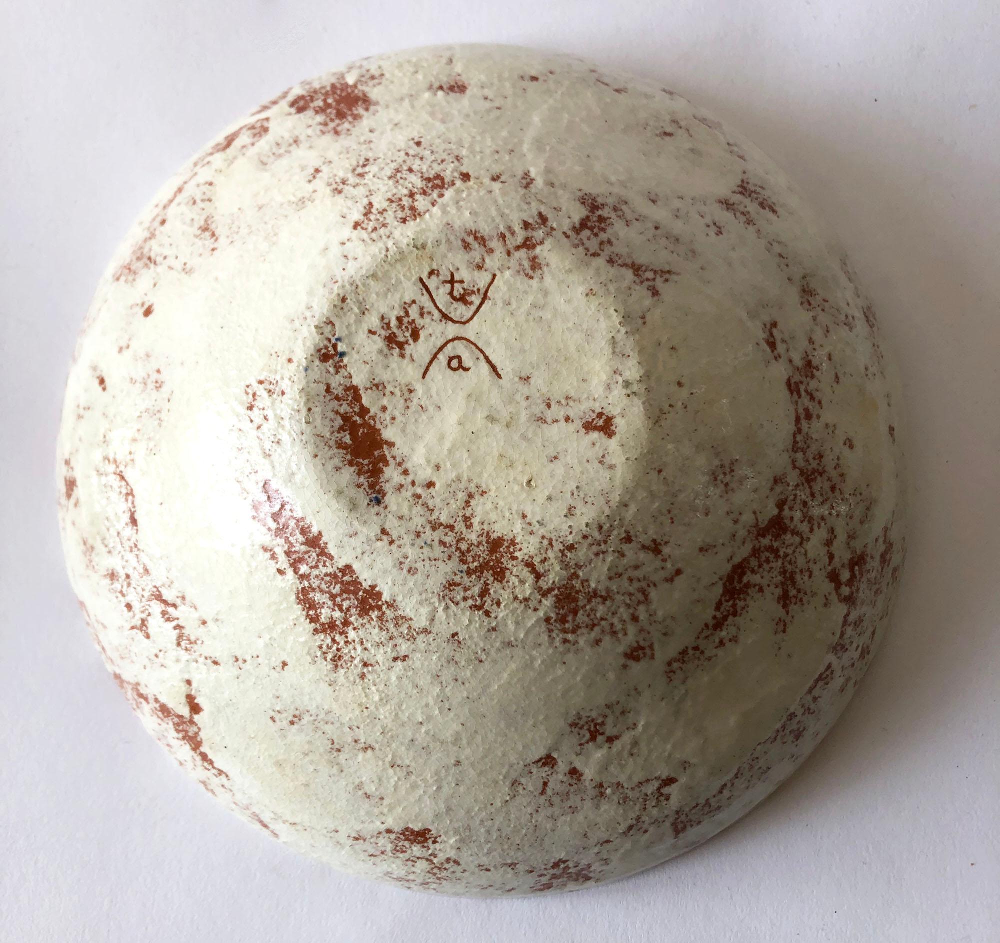 La Gardo Tackett California Studio Ceramic Bowl with Paleolithic Design In Good Condition In Palm Springs, CA