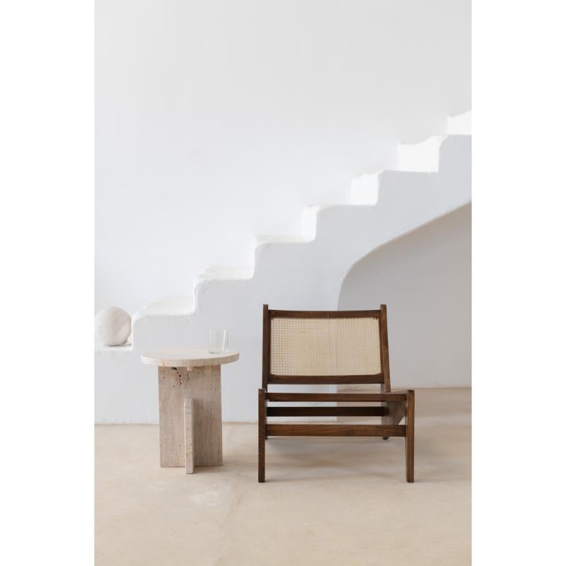 Tavolino quadrato Morden e Sculptural Muted Beige in travertino di Beije Avenue In condizioni Nuovo in vendita a Geneve, CH