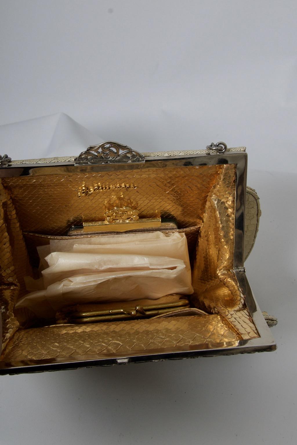 La Jeunesse Gold Snakeskin/Mesh Evening Bag For Sale 4