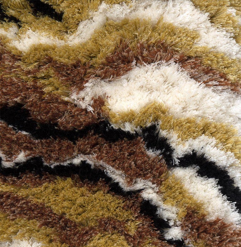 La Land Rug in Hand-Tufted Wool and Bamboo Silk For Sale at 1stDibs