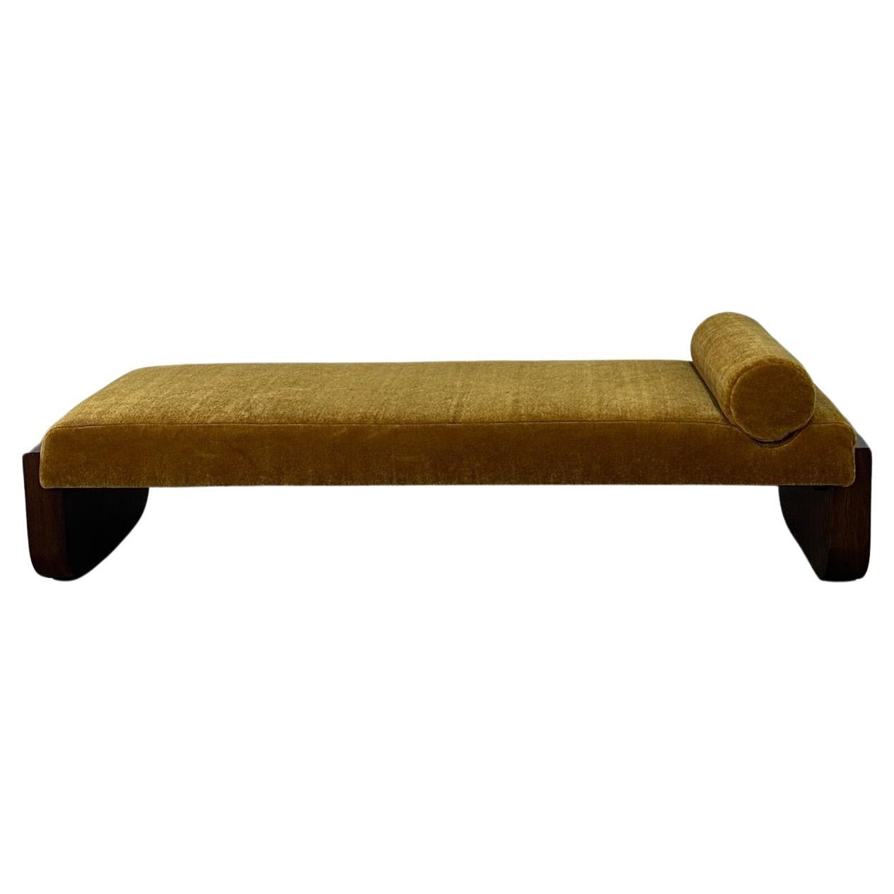 La Luna Daybed In Mohair