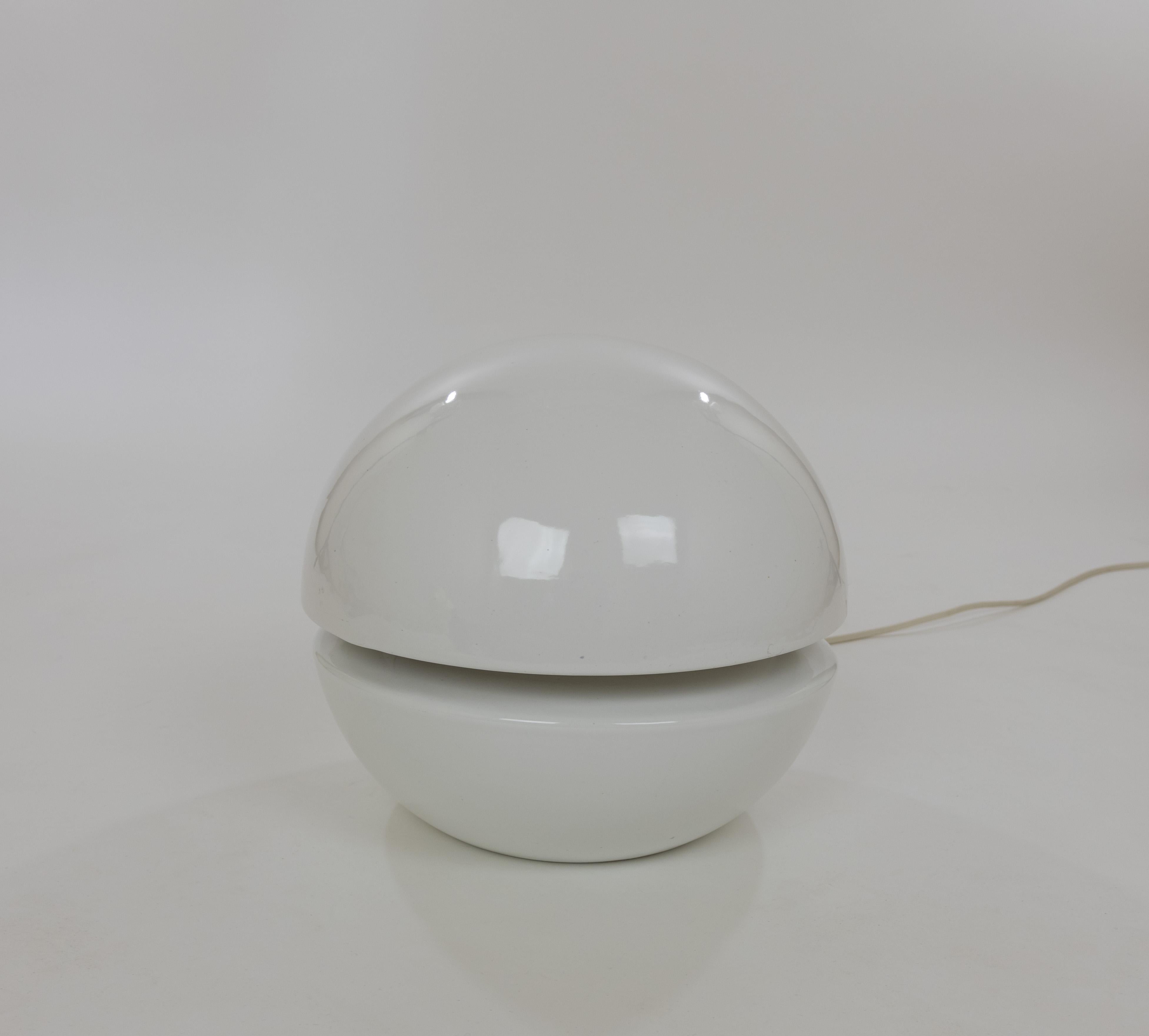 Lámpara de sobremesa La Luna de Paola Pagani y Carlo Pellegrini para Gabbianelli, años 60 en Bueno estado para la venta en Rotterdam, NL