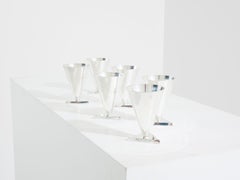 La Maison Desny Juego Art Déco de 6 copas de cóctel de metal plateado 1928