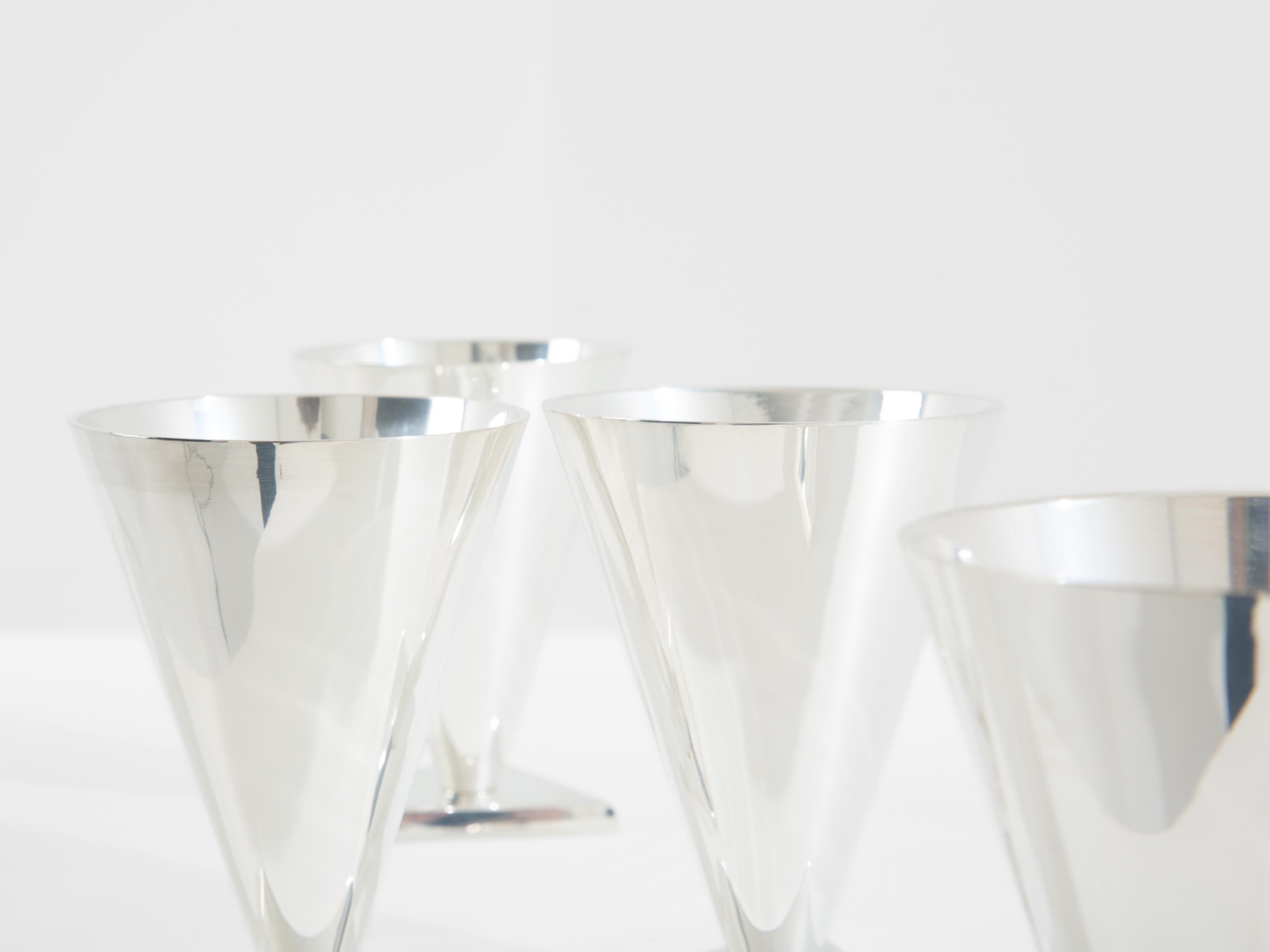 La Maison Desny Art Deco Satz von 6 versilberten Metall-Cocktail-Tassen 1928 im Angebot 1